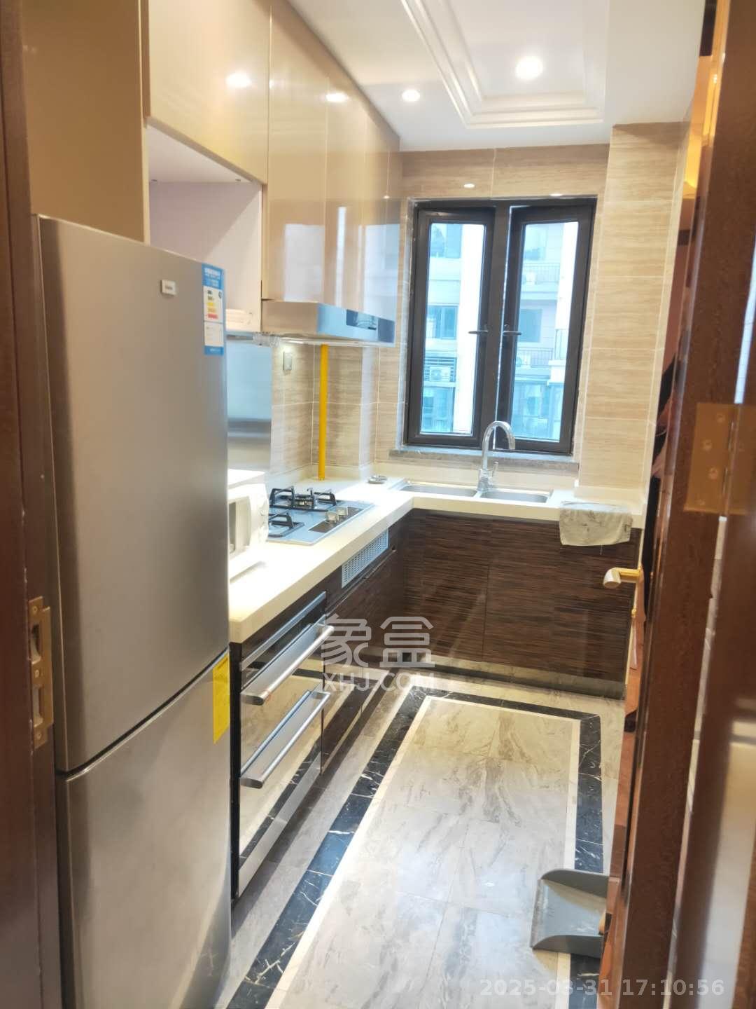 恒大御景天下城一期  3室2厅2卫    2600.0元/月室内图