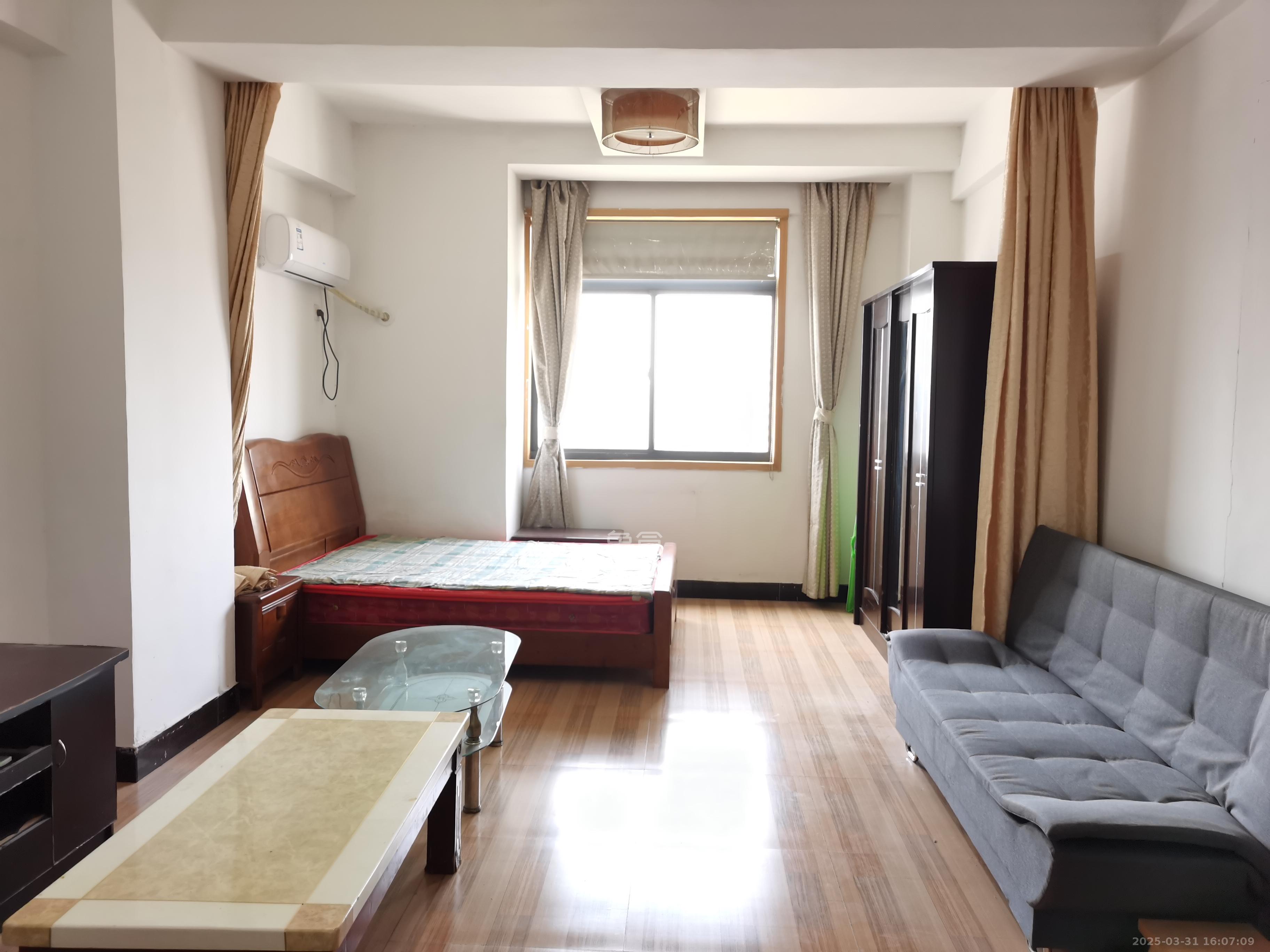 湘聚大厦  1室1厅1卫   1500.00元/月室内图