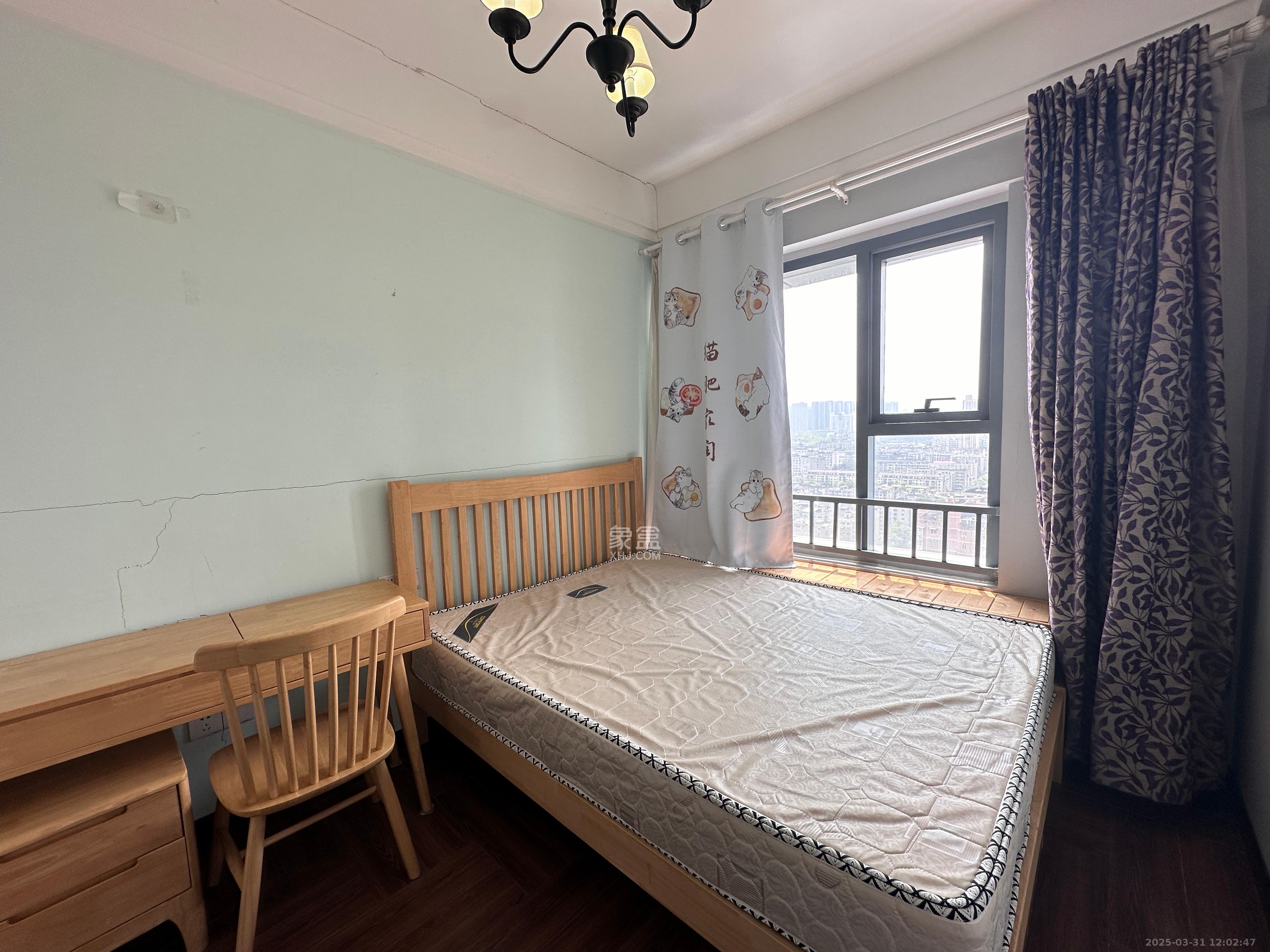 东怡外国(南湖一号) 2室1厅1卫 3200.0元/月 东怡外国(南湖一号) 2室1厅1卫 3200.0元/月室内图