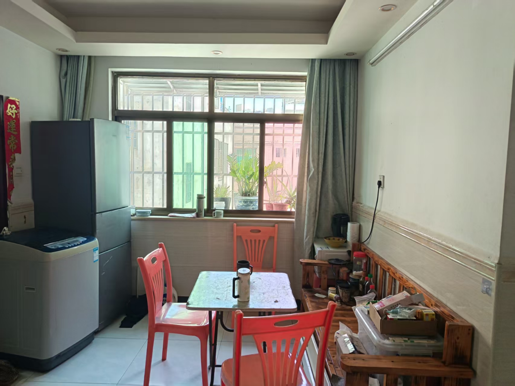 银湘公寓 2室2厅1卫 72.6万 银湘公寓 2室2厅1卫 72.6万客厅