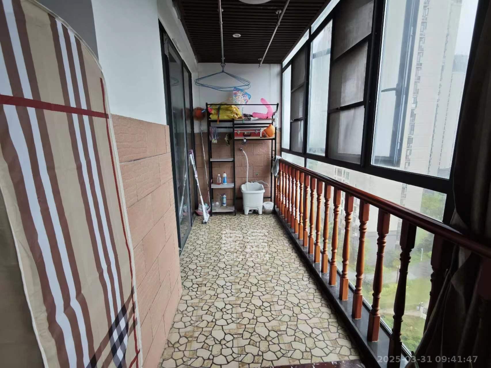 堤亚纳湾（深业沙河城）  4室2厅2卫    2800.0元/月室内图