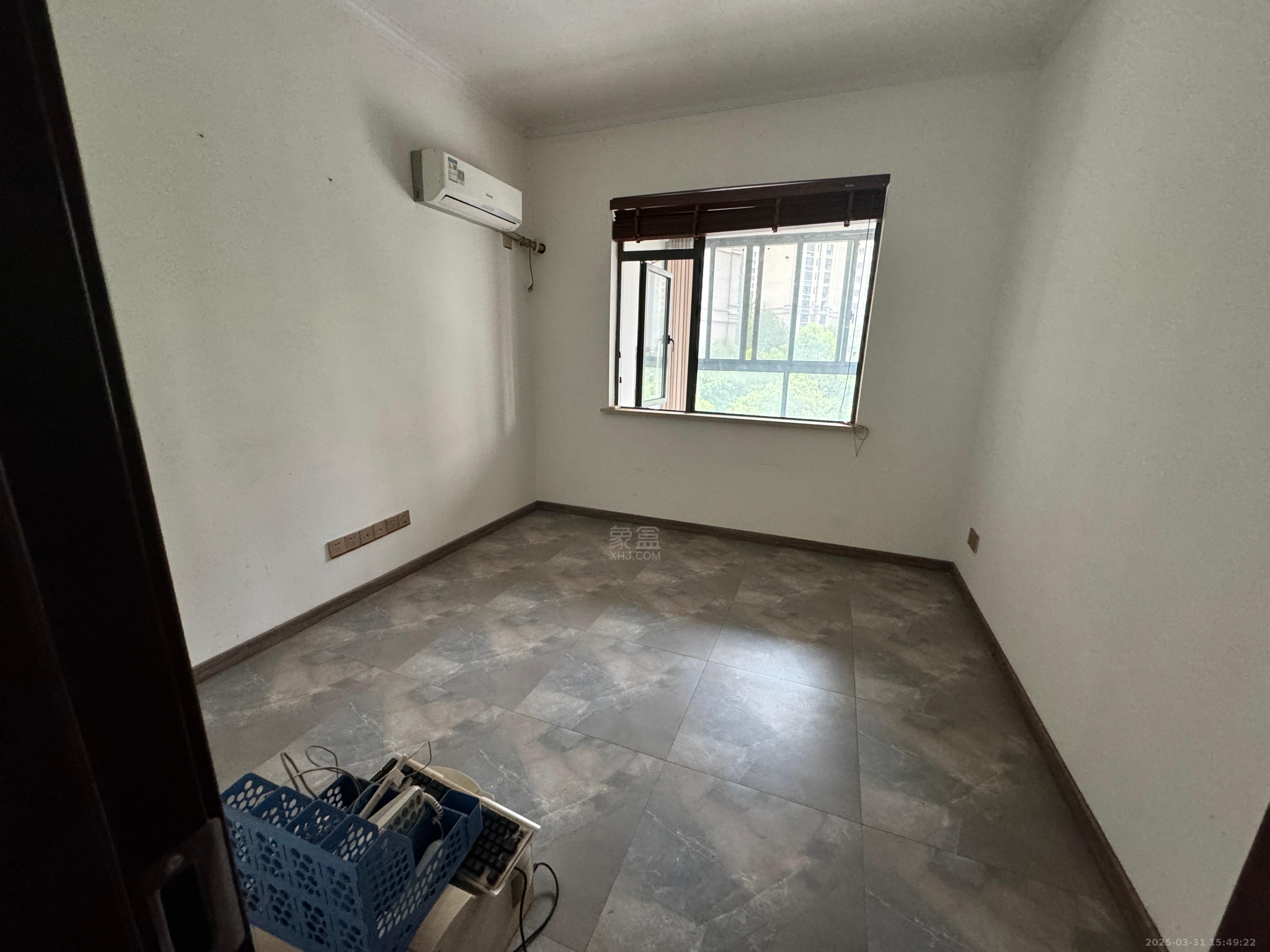 栗雨香堤 2室1厅1卫 1400.0元/月 栗雨香堤 2室1厅1卫 1400.0元/月室内图