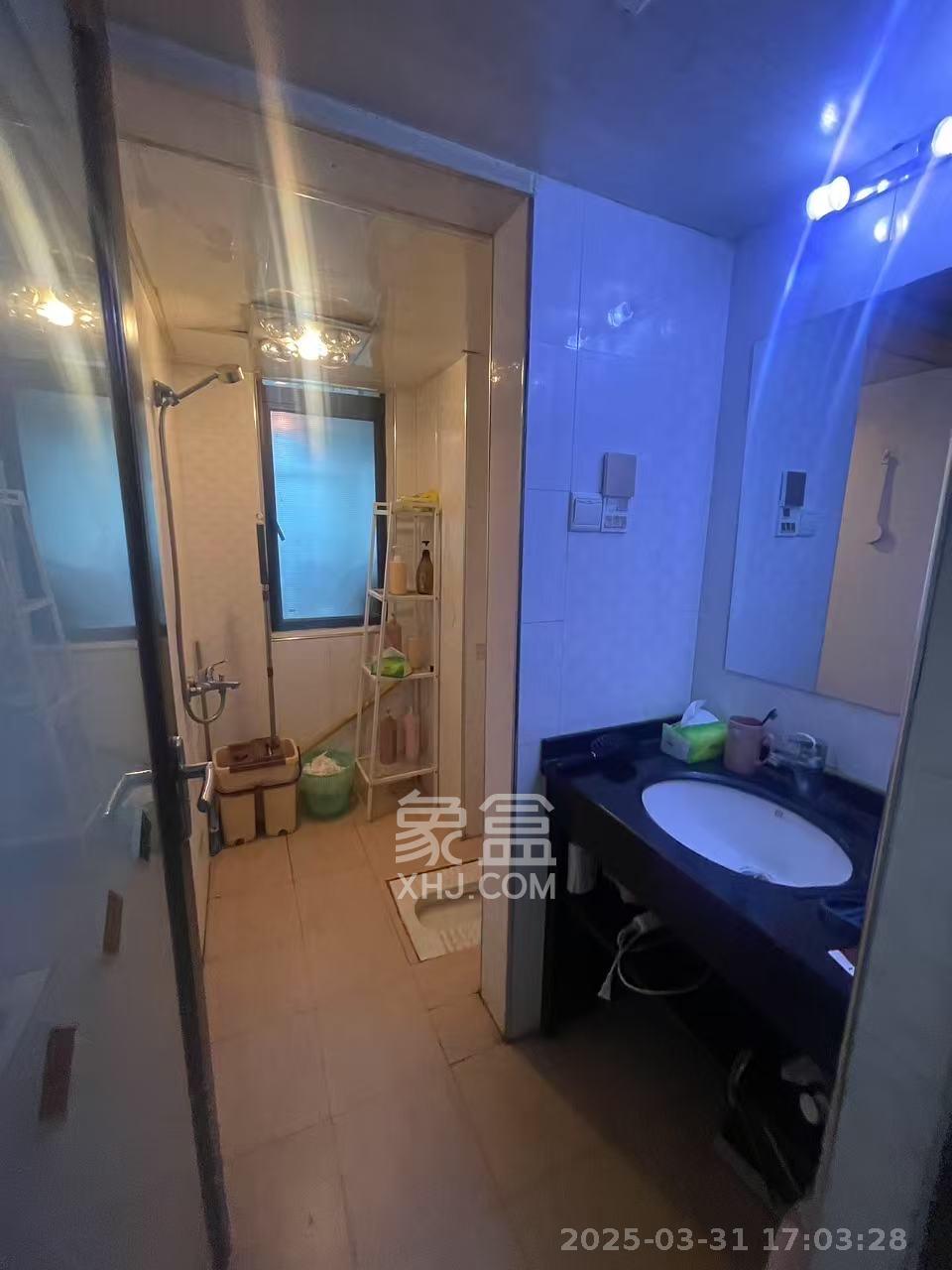 湘域城邦（湘域国际中心）  1室1厅1卫   2000.00元/月室内图
