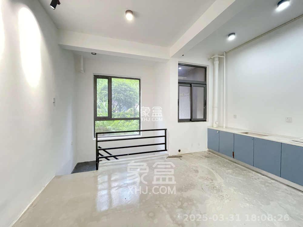 明昇壹城(明昇时代广场)一期 3室2厅2卫 4500.0元/月 明昇壹城(明昇时代广场)一期 3室2厅2卫 4500.0元/月室内图