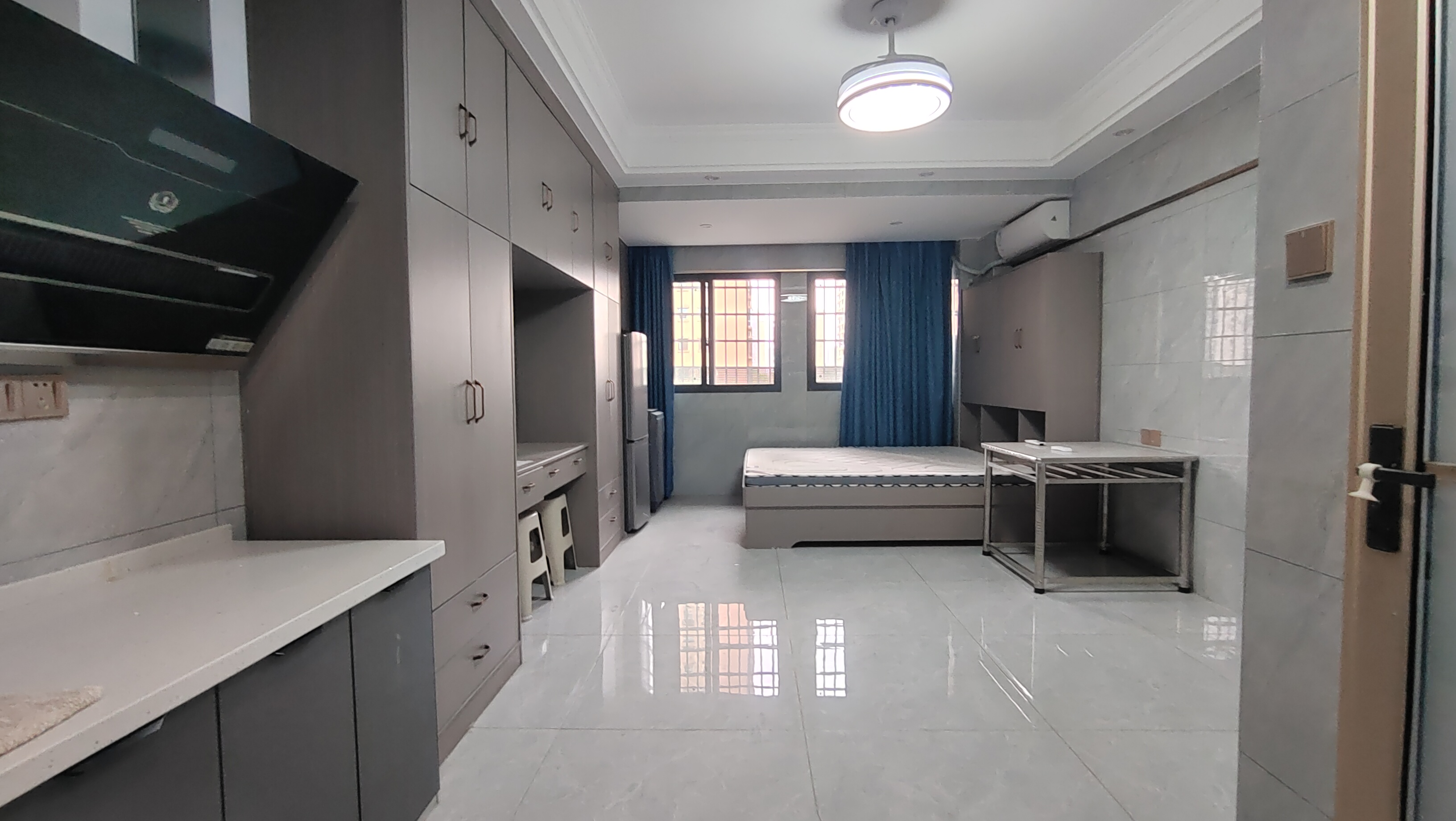 千里红小区(京明时代广场)  1室1厅1卫    1200.0元/月 千里红小区(京明时代广场)  1室1厅1卫    1200.0元/月室内图