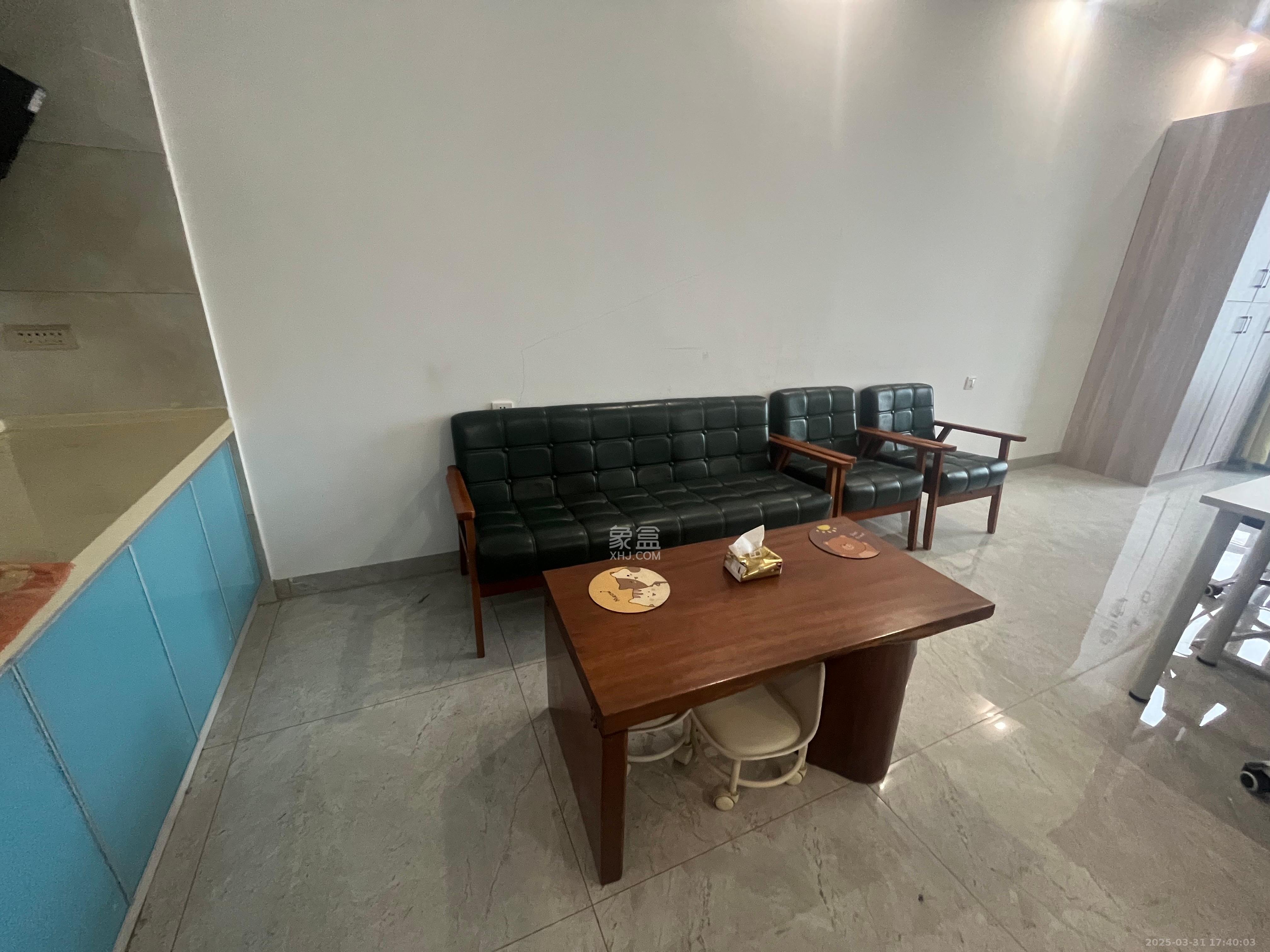 公园9号大都会 1室0厅0卫 2600.0元/月 公园9号大都会 1室0厅0卫 2600.0元/月室内图