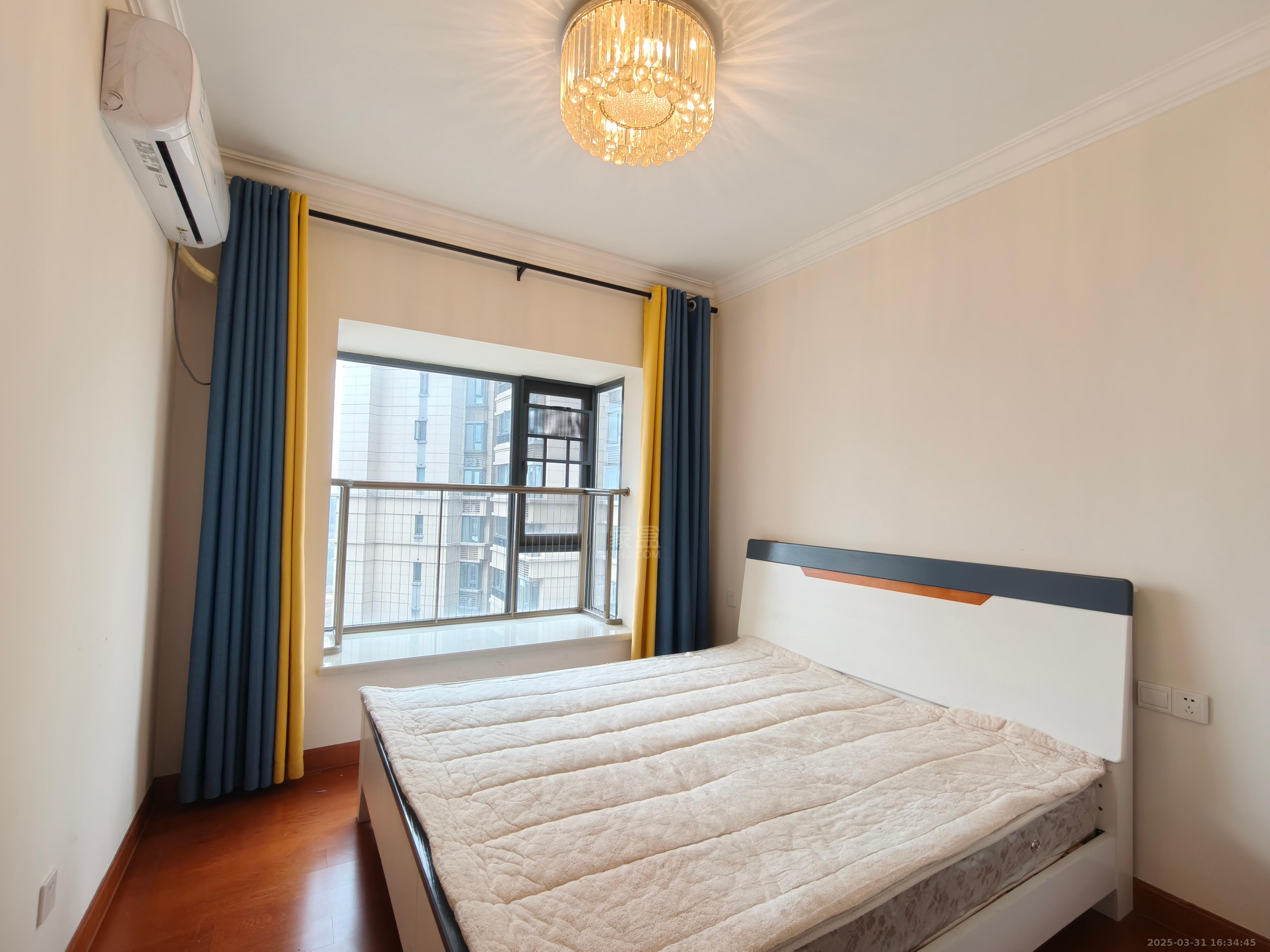 恒大华府 3室2厅2卫 2400.0元/月 恒大华府 3室2厅2卫 2400.0元/月室内图