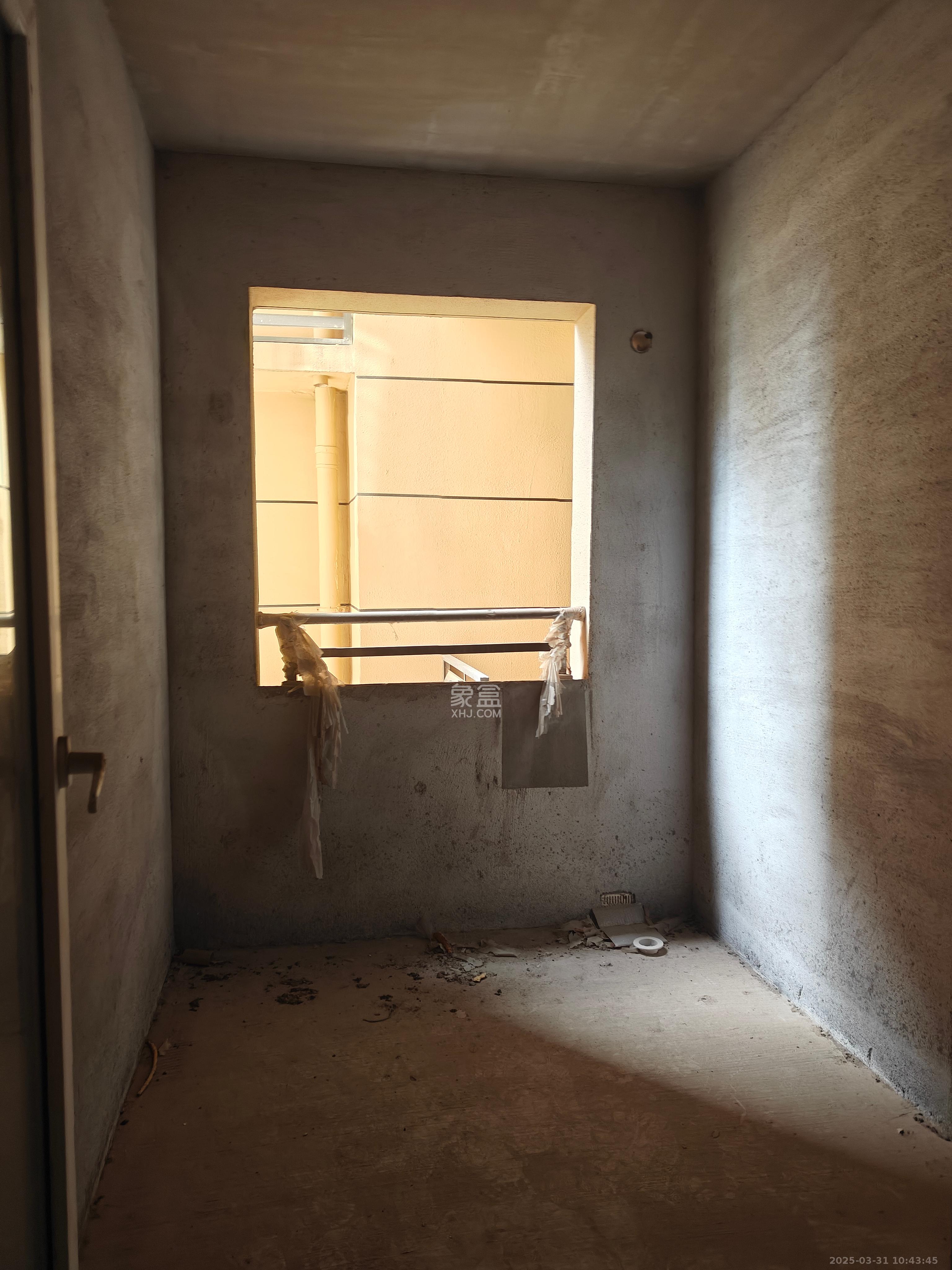 碧桂园翘楚棠 4室2厅2卫 1500.0元/月 碧桂园翘楚棠 4室2厅2卫 1500.0元/月室内图