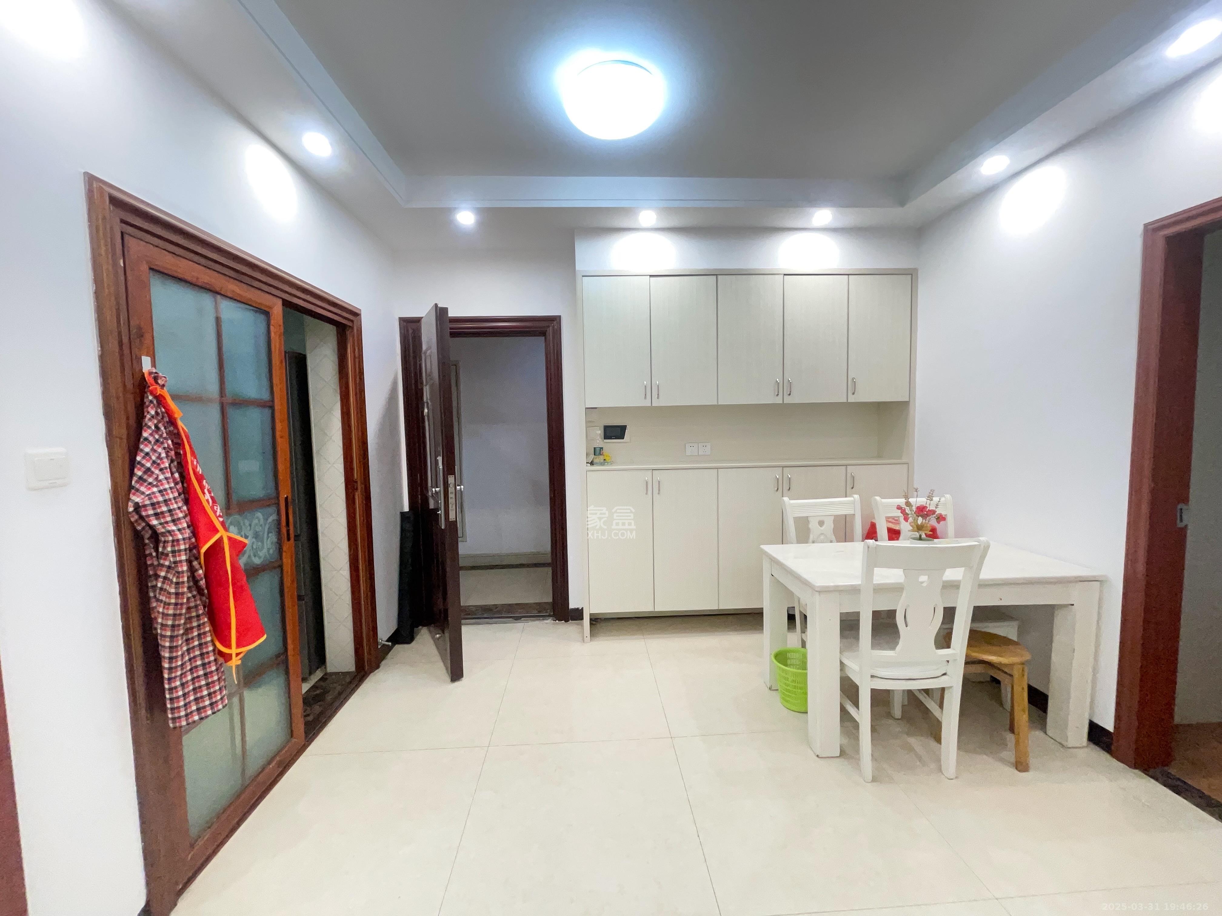 梅溪鑫苑名家 3室2厅1卫 2100.0元/月 梅溪鑫苑名家 3室2厅1卫 2100.0元/月室内图