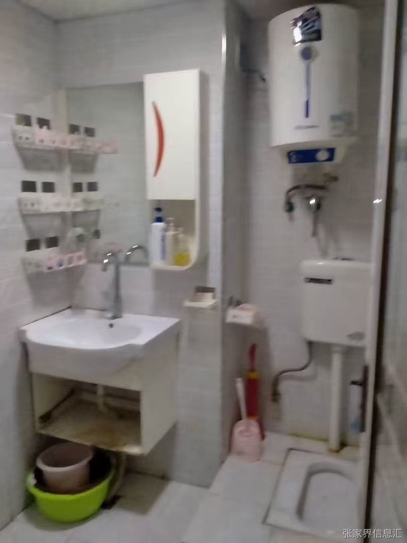 维港十字街 1室1厅1卫 1200.0元/月 维港十字街 1室1厅1卫 1200.0元/月室内图