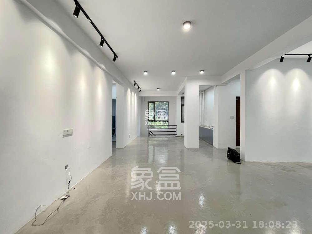 明昇壹城(明昇时代广场)一期 3室2厅2卫 4500.0元/月 明昇壹城(明昇时代广场)一期 3室2厅2卫 4500.0元/月室内图