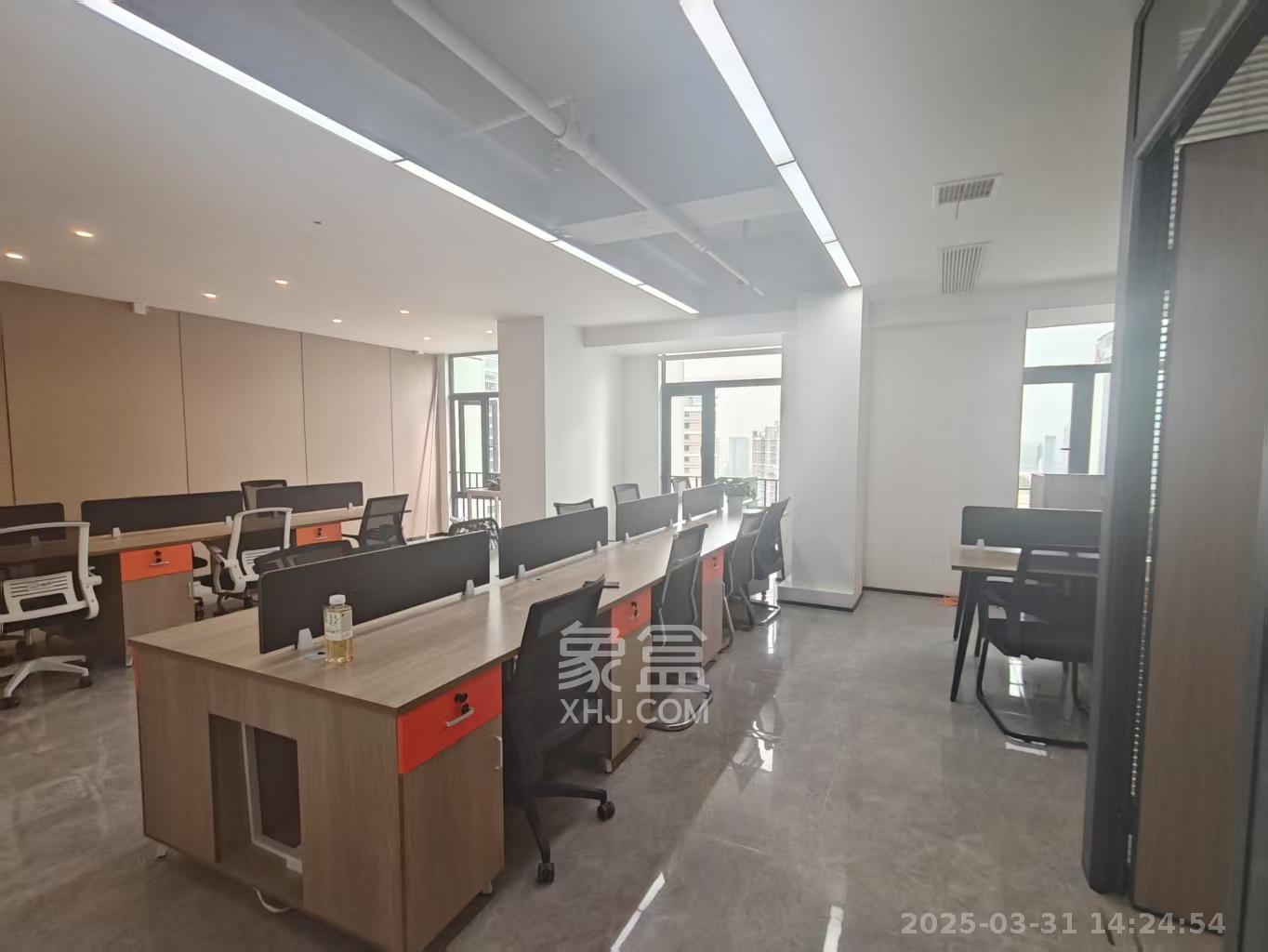 启迪协信中心  1室1厅1卫   8000.00元/月室内图
