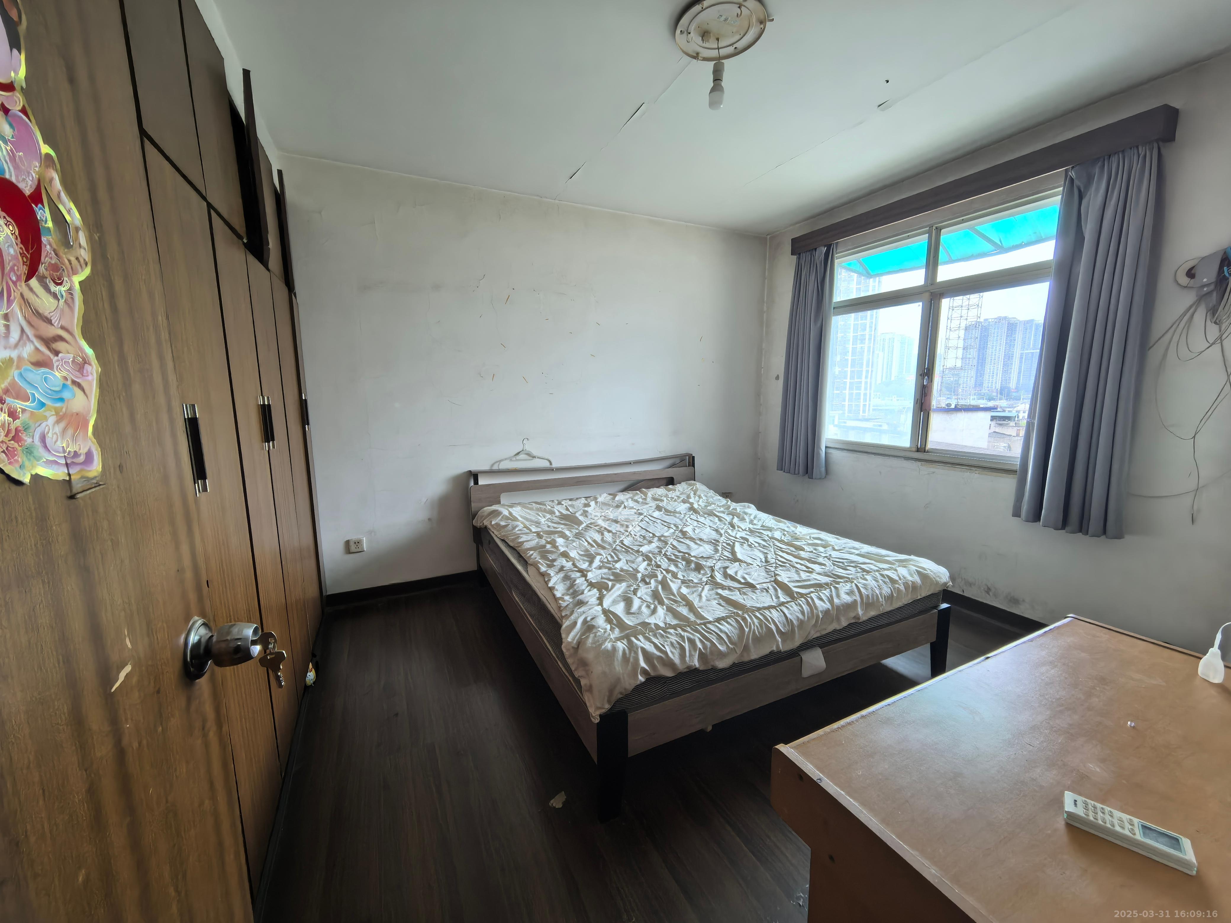 大吉小区 2室2厅1卫 1300.0元/月 大吉小区 2室2厅1卫 1300.0元/月室内图