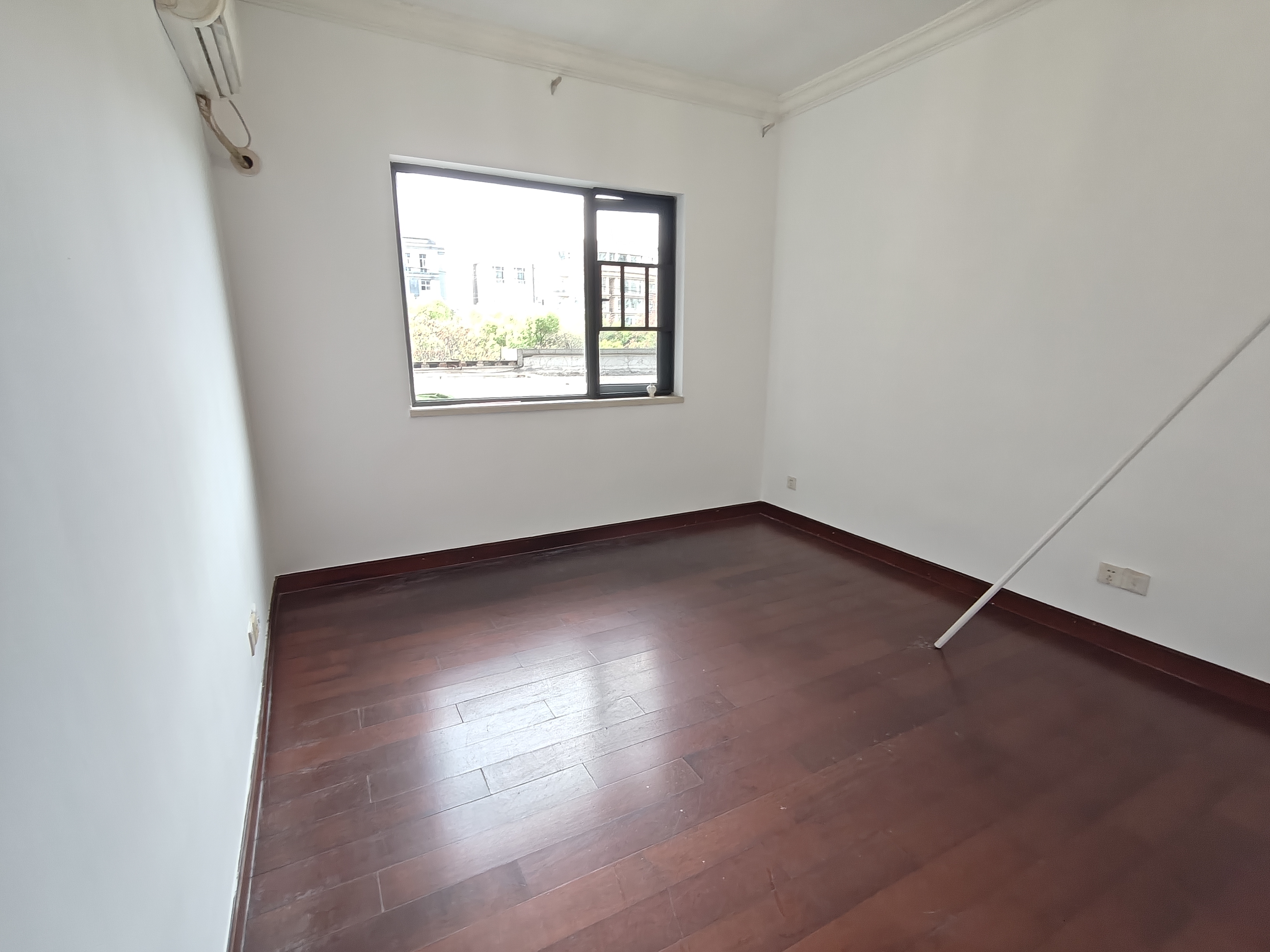 恒大华府 3室2厅2卫 2000.0元/月 恒大华府 3室2厅2卫 2000.0元/月室内图