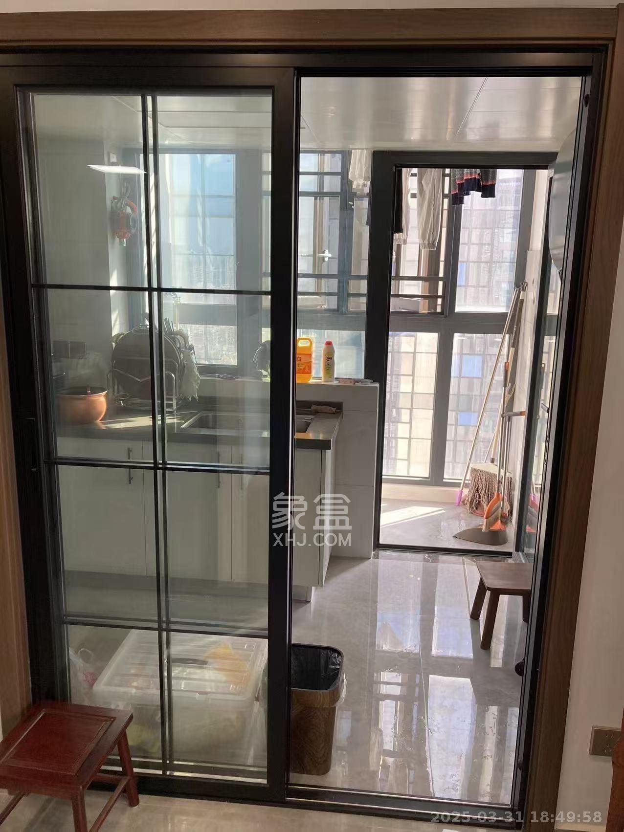 卓越中寰  2室1厅1卫   3500.00元/月室内图