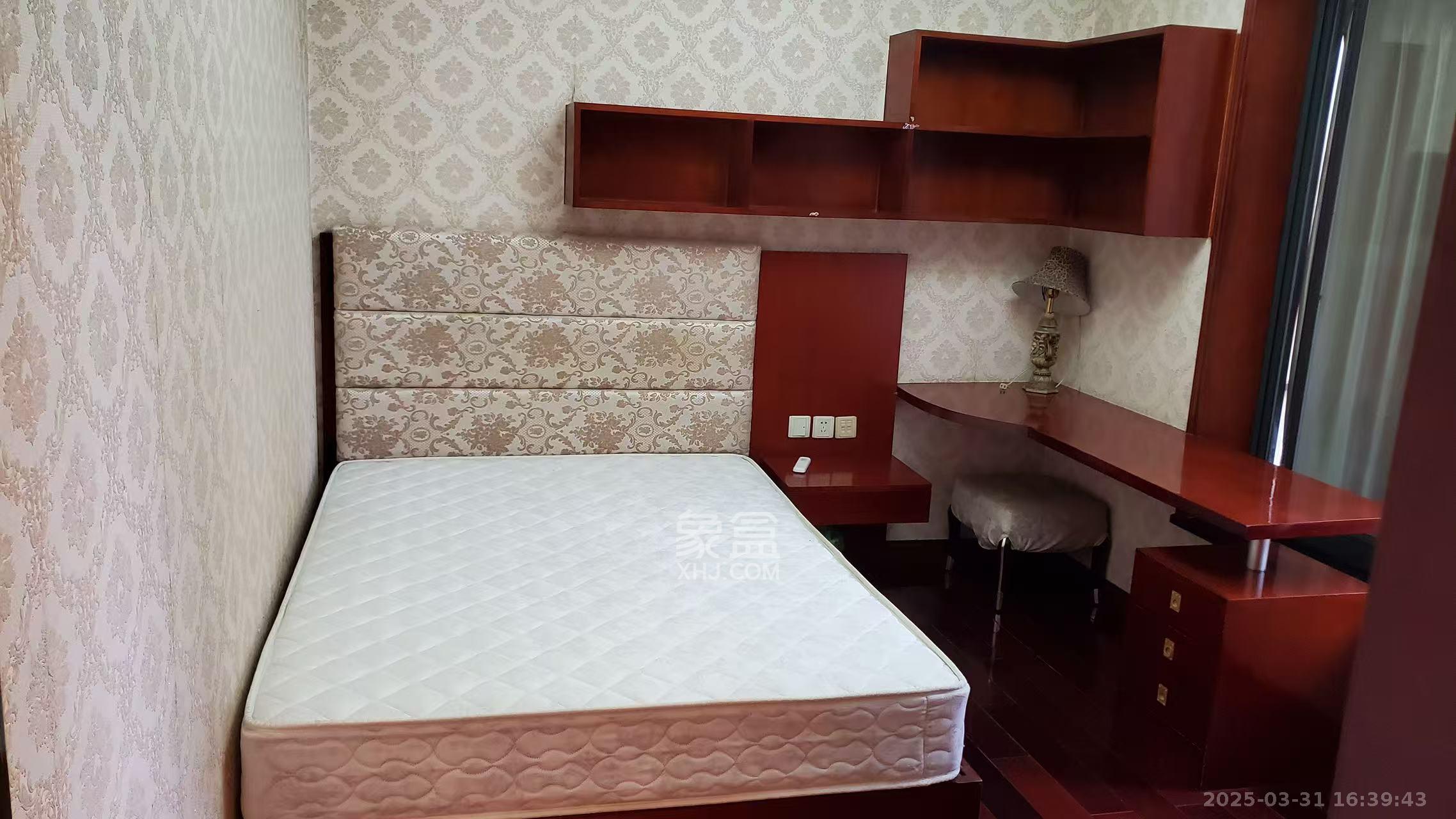 四季阳光花城 4室2厅2卫 4800.0元/月 四季阳光花城 4室2厅2卫 4800.0元/月室内图