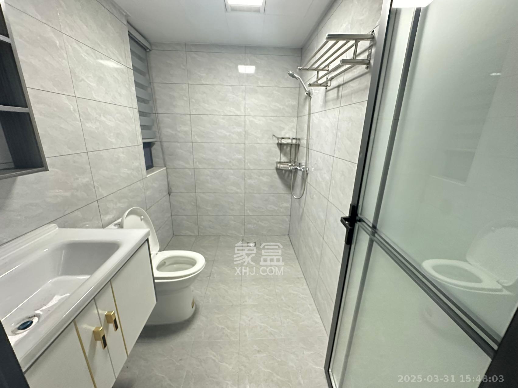 五矿紫湖香醍 1室2厅1卫 1100.0元/月 五矿紫湖香醍 1室2厅1卫 1100.0元/月室内图