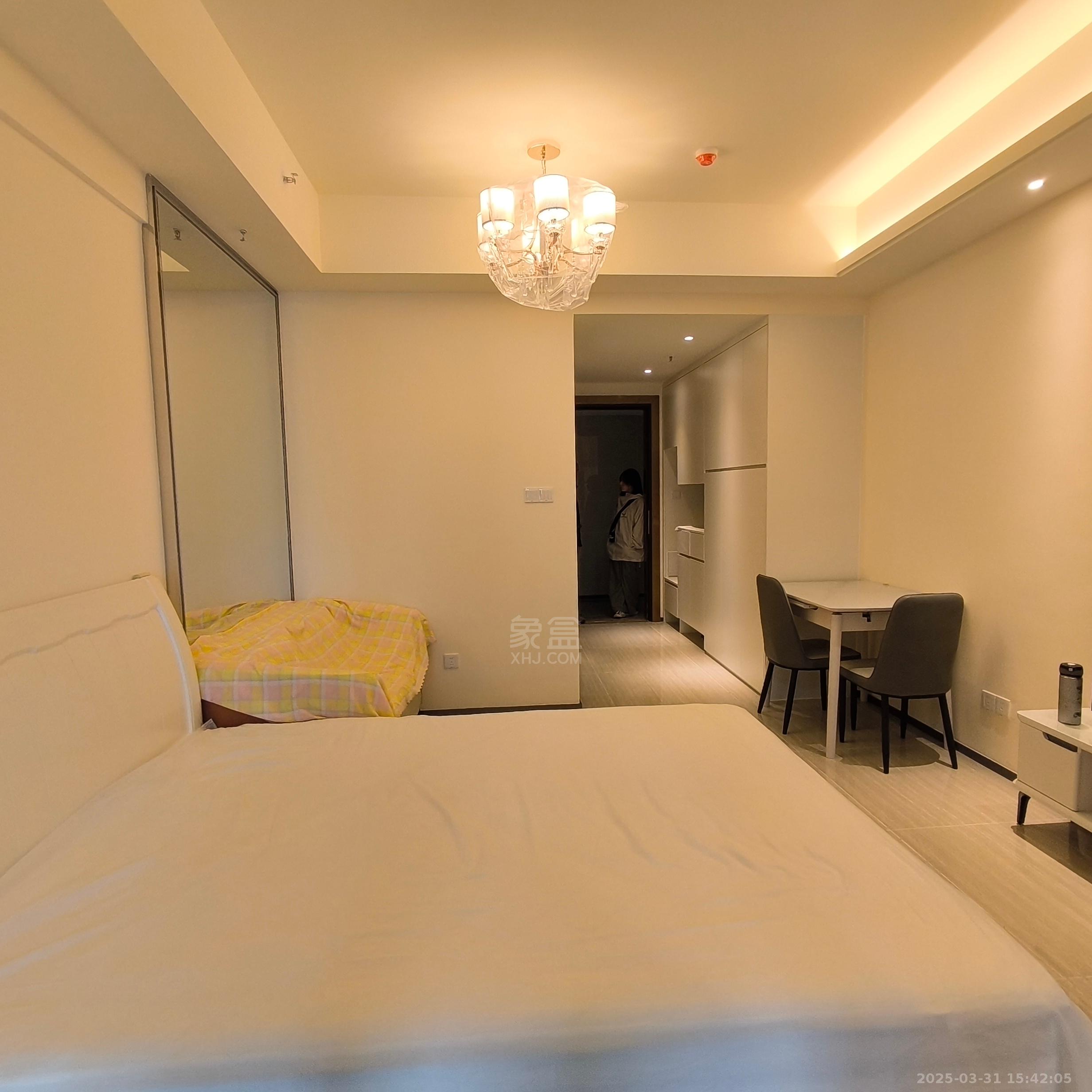 恒大华府 1室1厅1卫 1500.0元/月 恒大华府 1室1厅1卫 1500.0元/月室内图