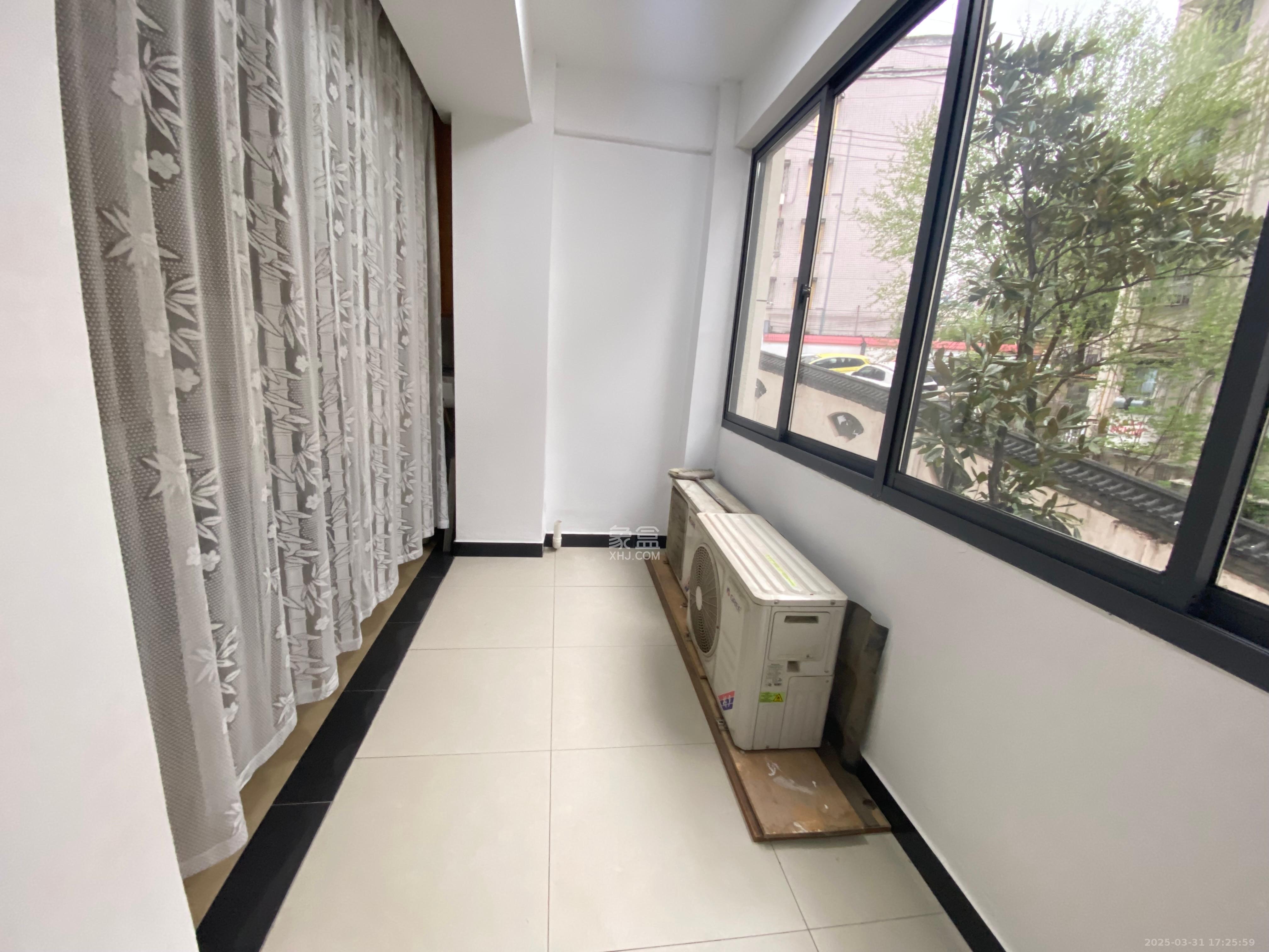 长沙市人防办宿舍（席草田22号）  2室2厅1卫   2500.00元/月室内图