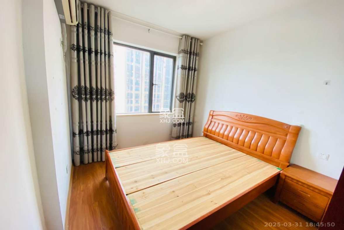 乾城(兴旺乾城) 3室2厅2卫 2600.0元/月 乾城(兴旺乾城) 3室2厅2卫 2600.0元/月室内图