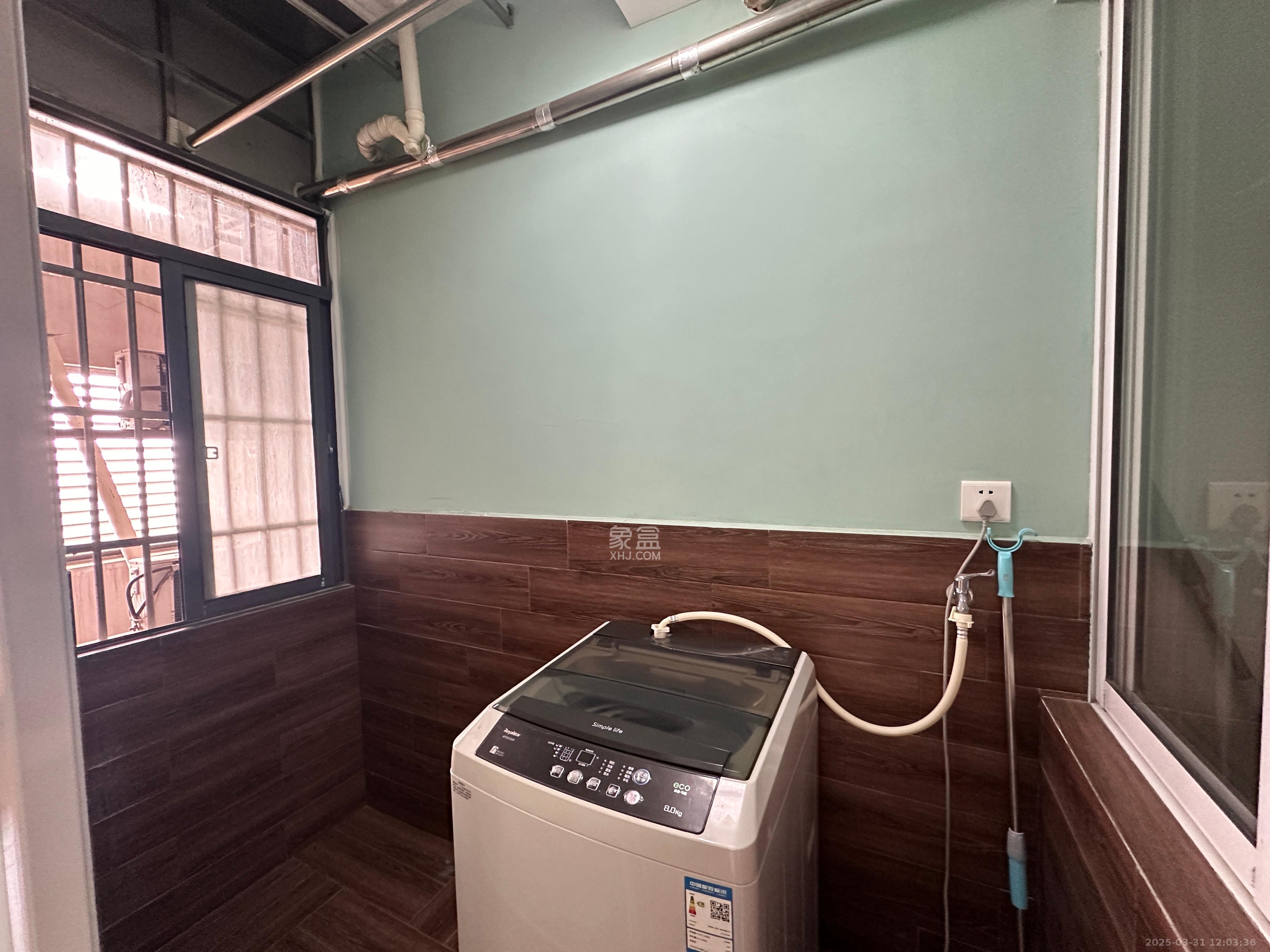 东怡外国(南湖一号) 2室1厅1卫 3200.0元/月 东怡外国(南湖一号) 2室1厅1卫 3200.0元/月室内图