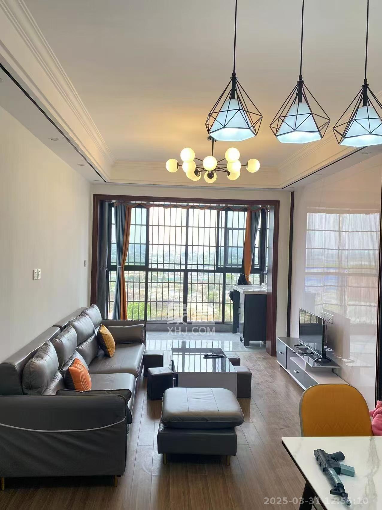 保利东郡 2室2厅1卫 1500.0元/月 保利东郡 2室2厅1卫 1500.0元/月室内图