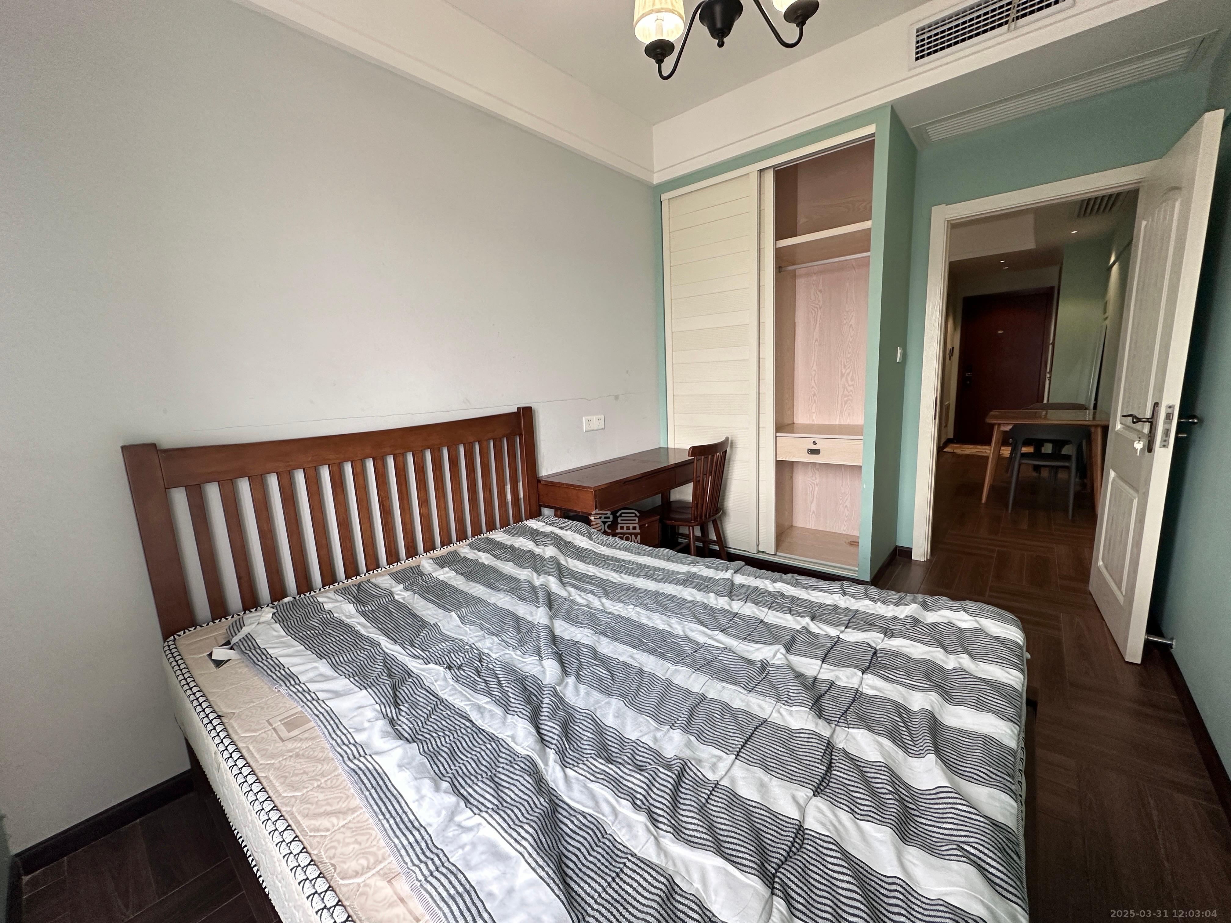 东怡外国(南湖一号) 2室1厅1卫 3200.0元/月 东怡外国(南湖一号) 2室1厅1卫 3200.0元/月室内图