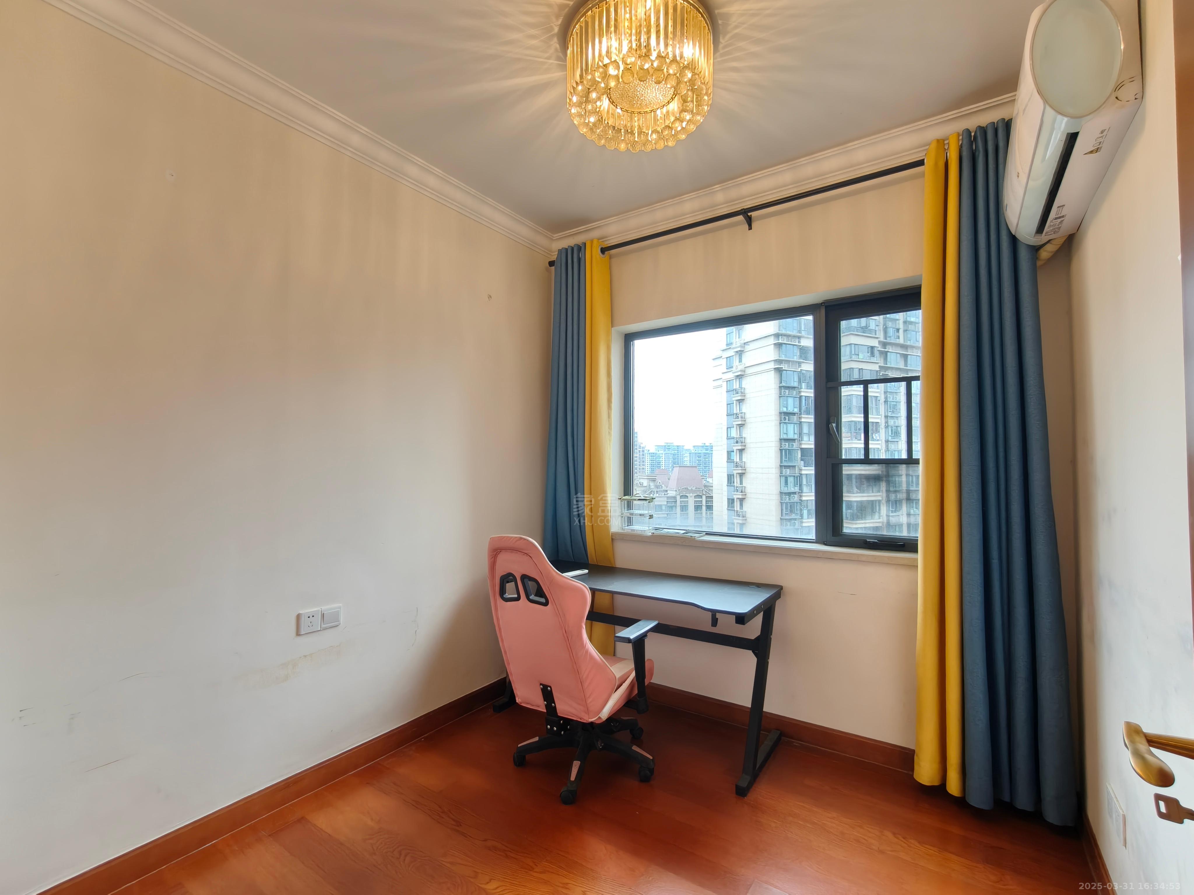 恒大华府 3室2厅2卫 2400.0元/月 恒大华府 3室2厅2卫 2400.0元/月室内图