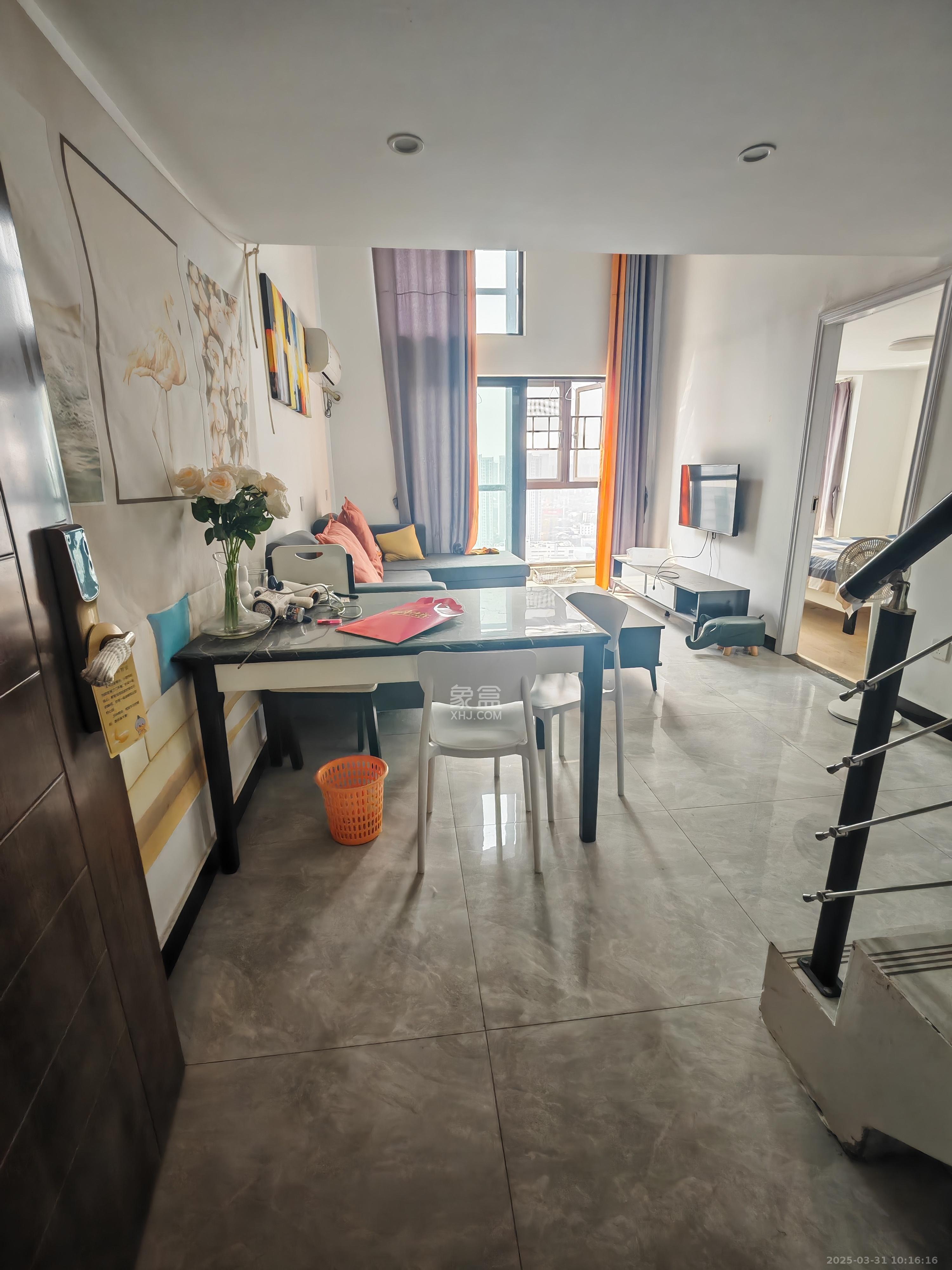 万科金色梦想B区 3室2厅2卫 2600.0元/月 万科金色梦想B区 3室2厅2卫 2600.0元/月室内图