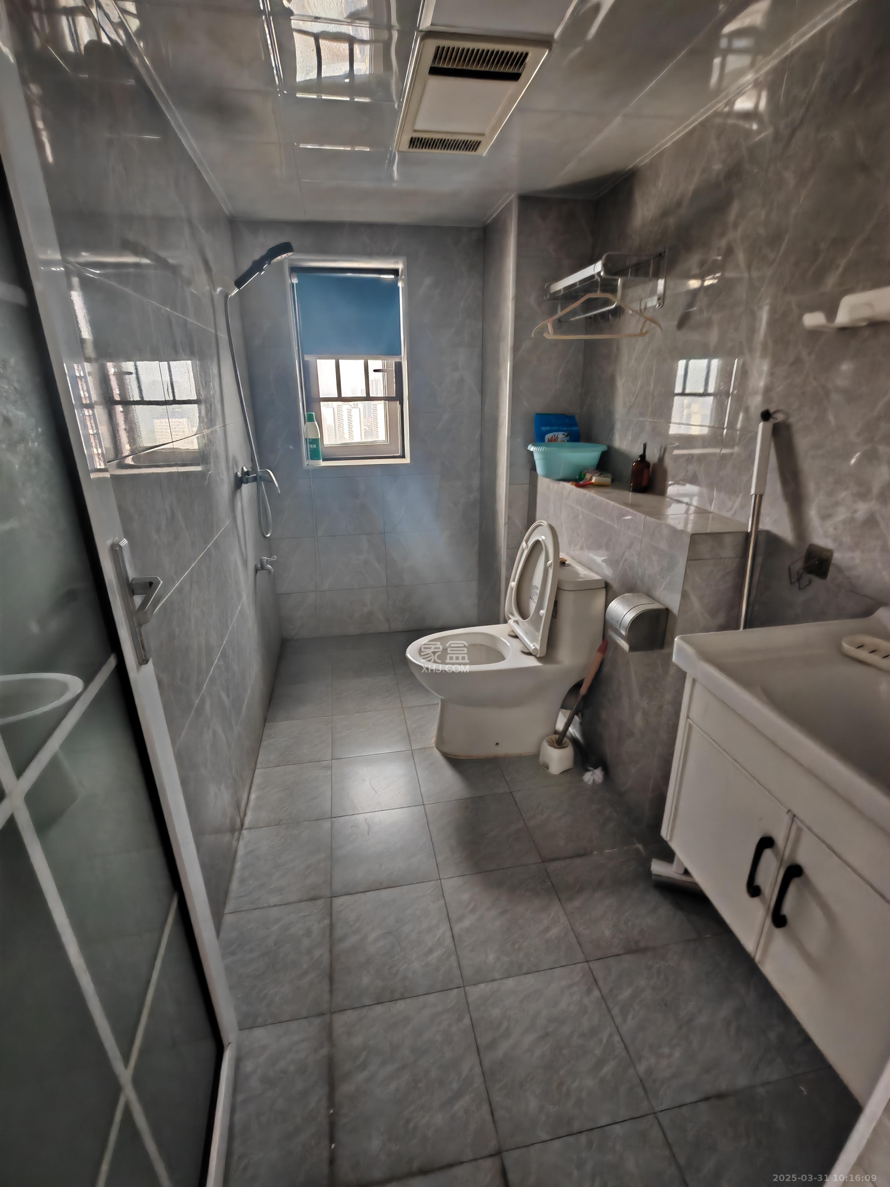 万科金色梦想B区 3室2厅2卫 2600.0元/月 万科金色梦想B区 3室2厅2卫 2600.0元/月室内图