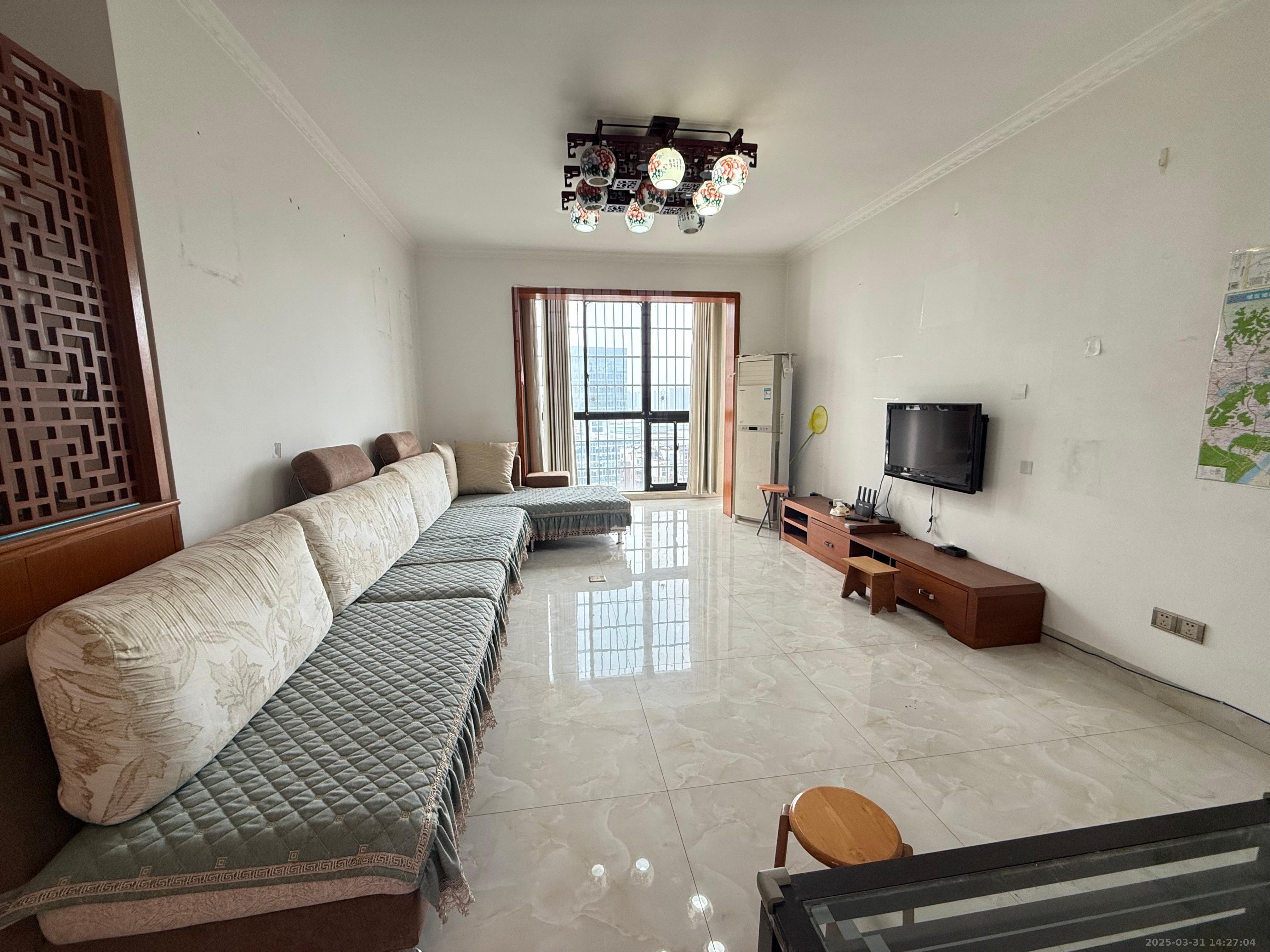 幸福里润城(幸福里二期) 3室2厅1卫 2500.0元/月 幸福里润城(幸福里二期) 3室2厅1卫 2500.0元/月室内图