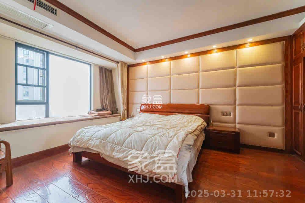 华润凤凰城二期  4室2厅2卫    3000.0元/月 华润凤凰城二期  4室2厅2卫    3000.0元/月室内图