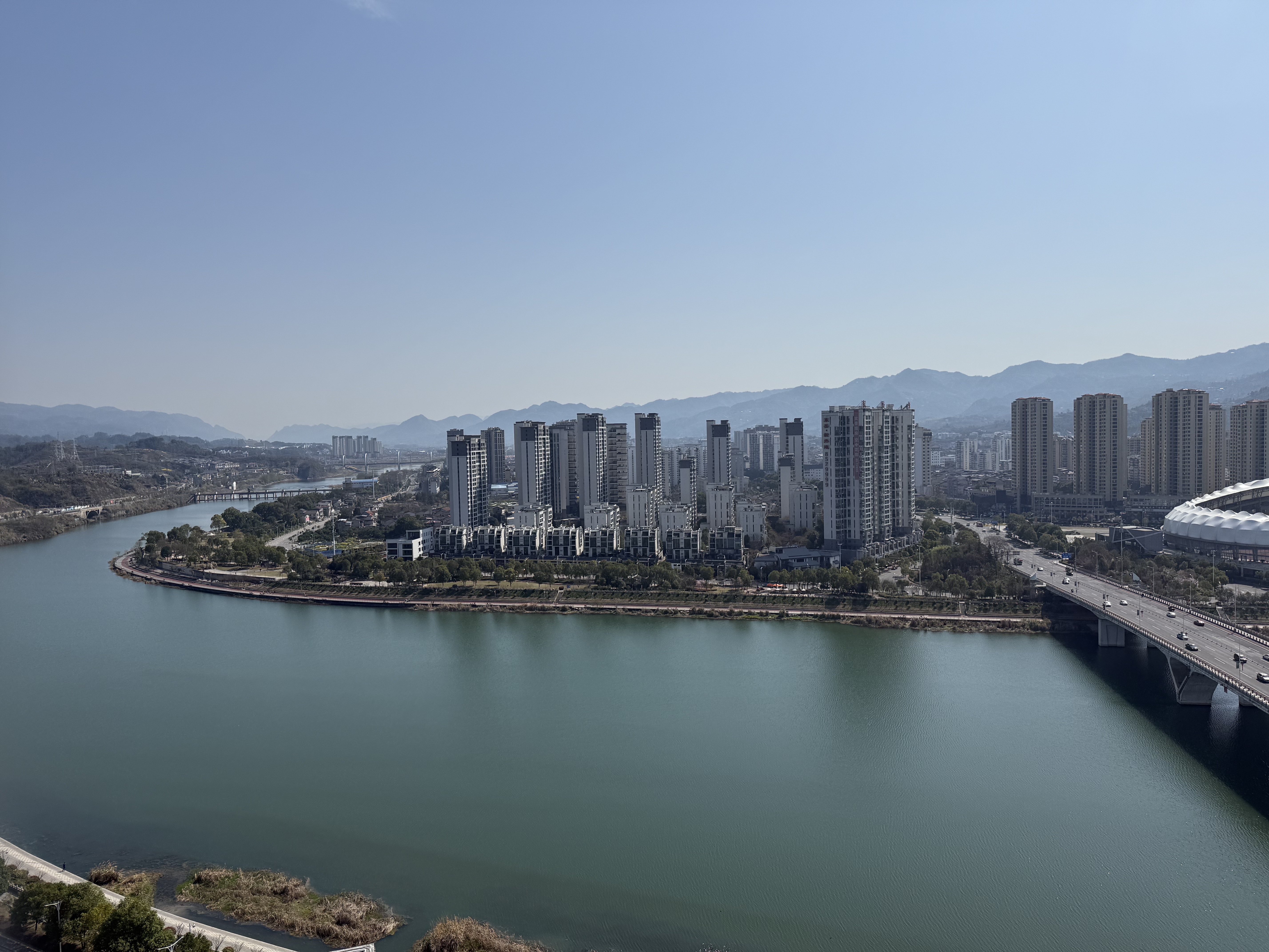 玉恒龙岸小区  2室1厅1卫   46.00万客厅