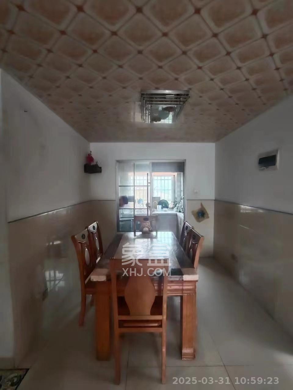 山水湾 3室2厅1卫 1600.0元/月 山水湾 3室2厅1卫 1600.0元/月室内图