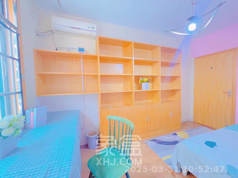 东方新城  1室0厅0卫   800.00元/月室内图