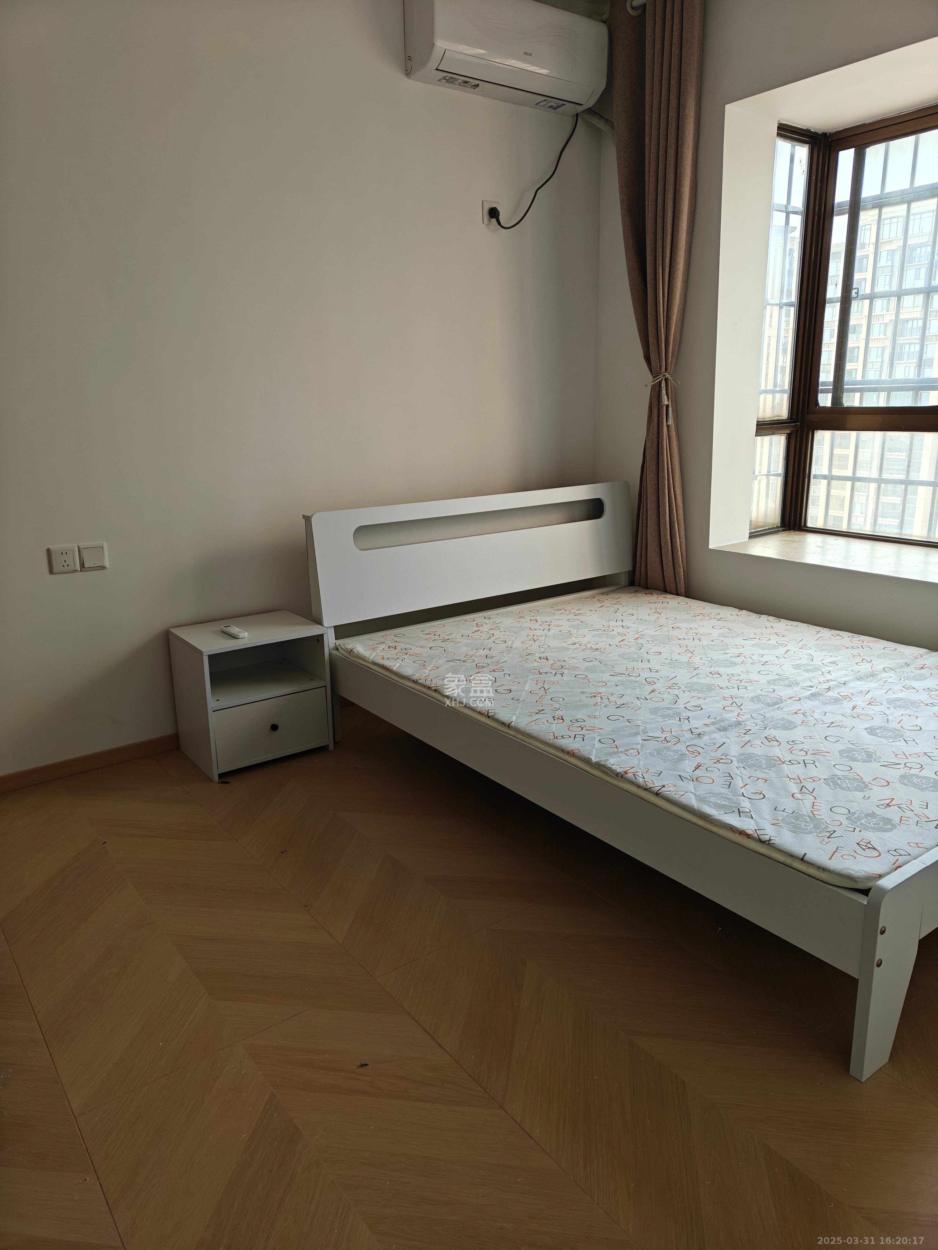 江滨家园  2室2厅1卫   1600.00元/月室内图