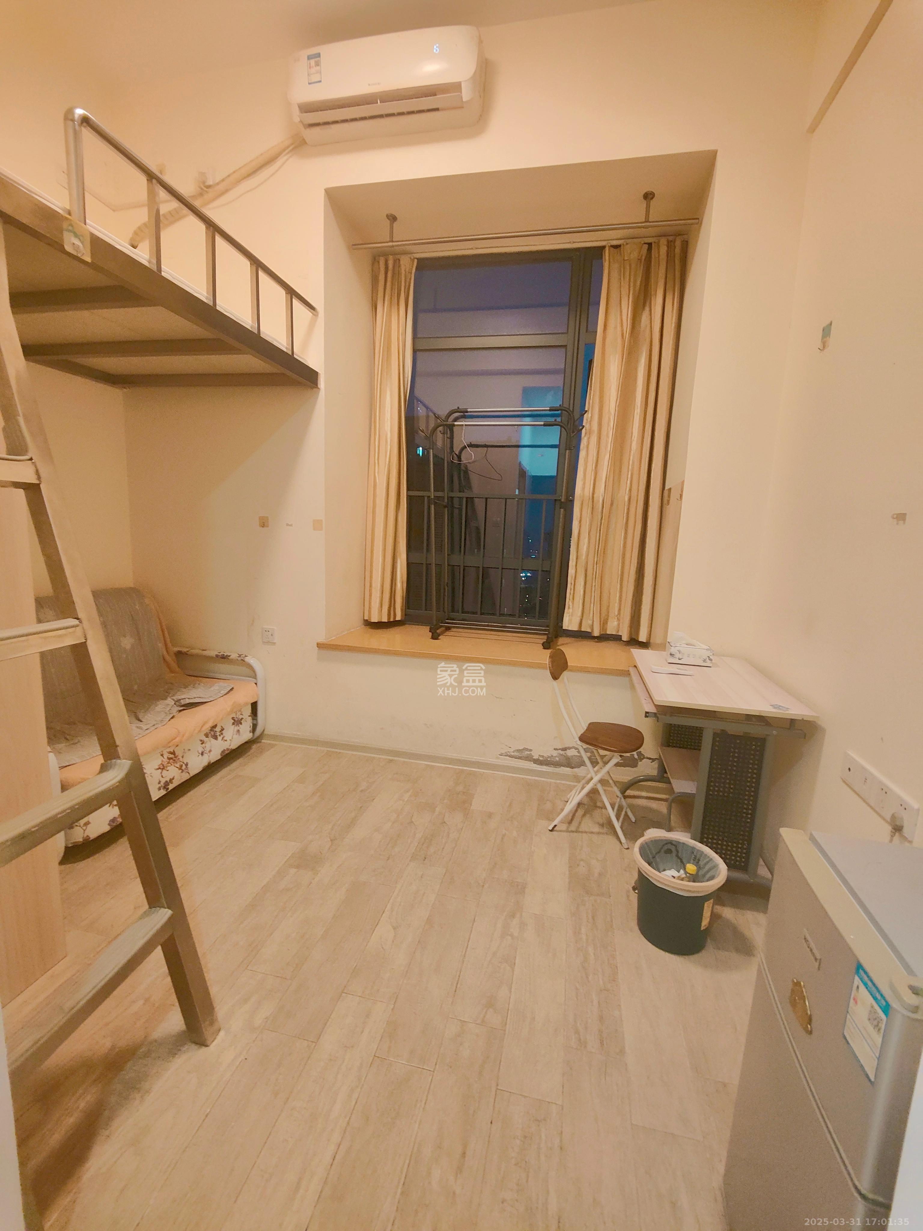 兰亭湾畔 1室1厅1卫 1000.0元/月 兰亭湾畔 1室1厅1卫 1000.0元/月室内图