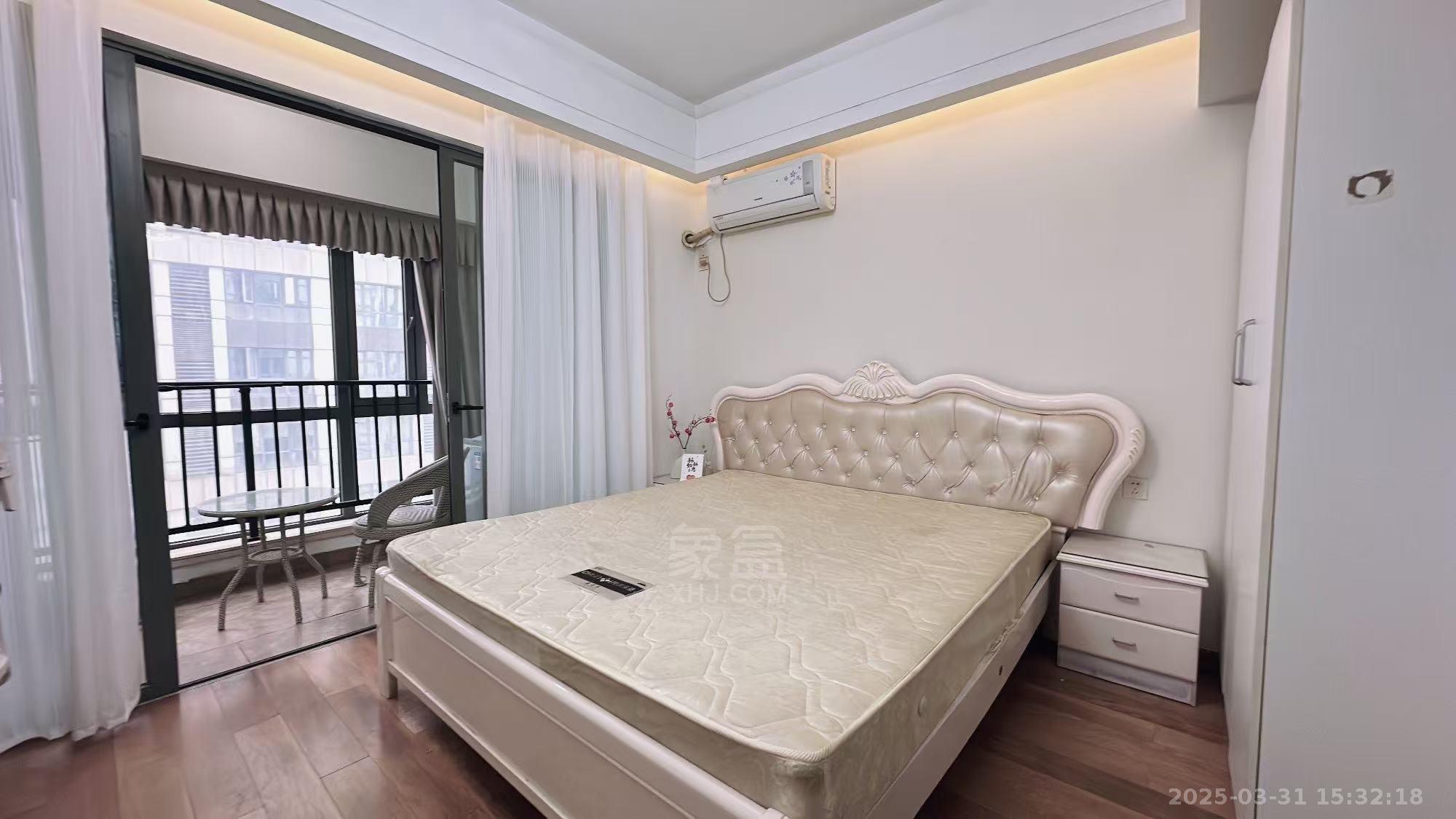 大汉希尔顿 1室1厅1卫 1400.0元/月 大汉希尔顿 1室1厅1卫 1400.0元/月室内图