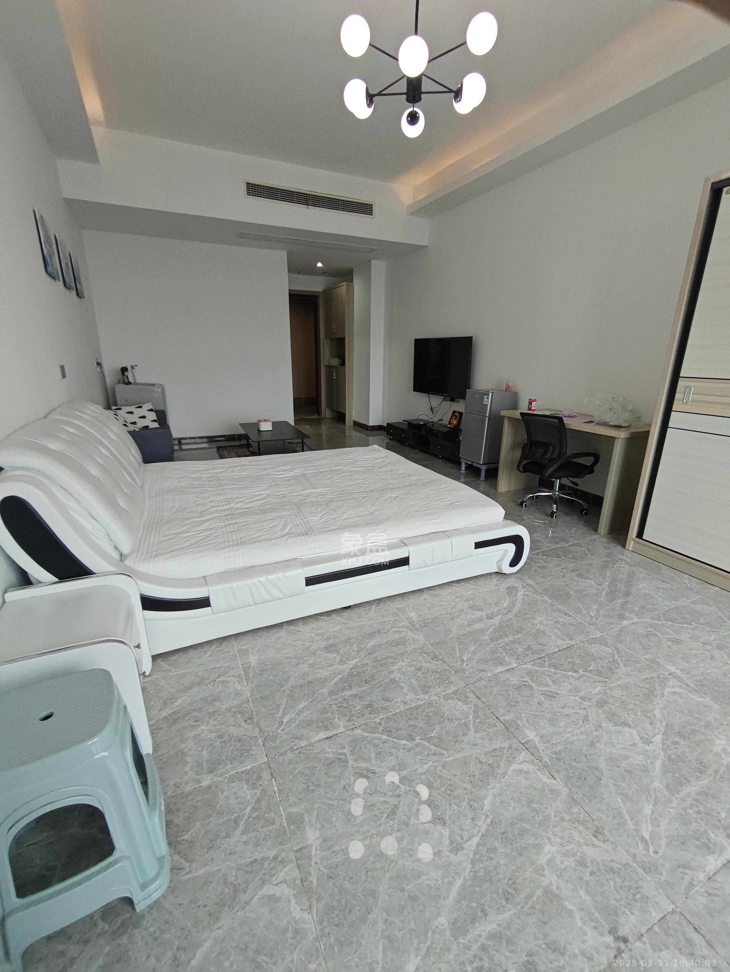 公园9号大都会 1室1厅1卫 2700.0元/月 公园9号大都会 1室1厅1卫 2700.0元/月室内图