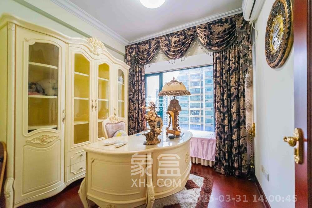 恒大绿洲 3室2厅1卫 2880.0元/月 恒大绿洲 3室2厅1卫 2880.0元/月室内图