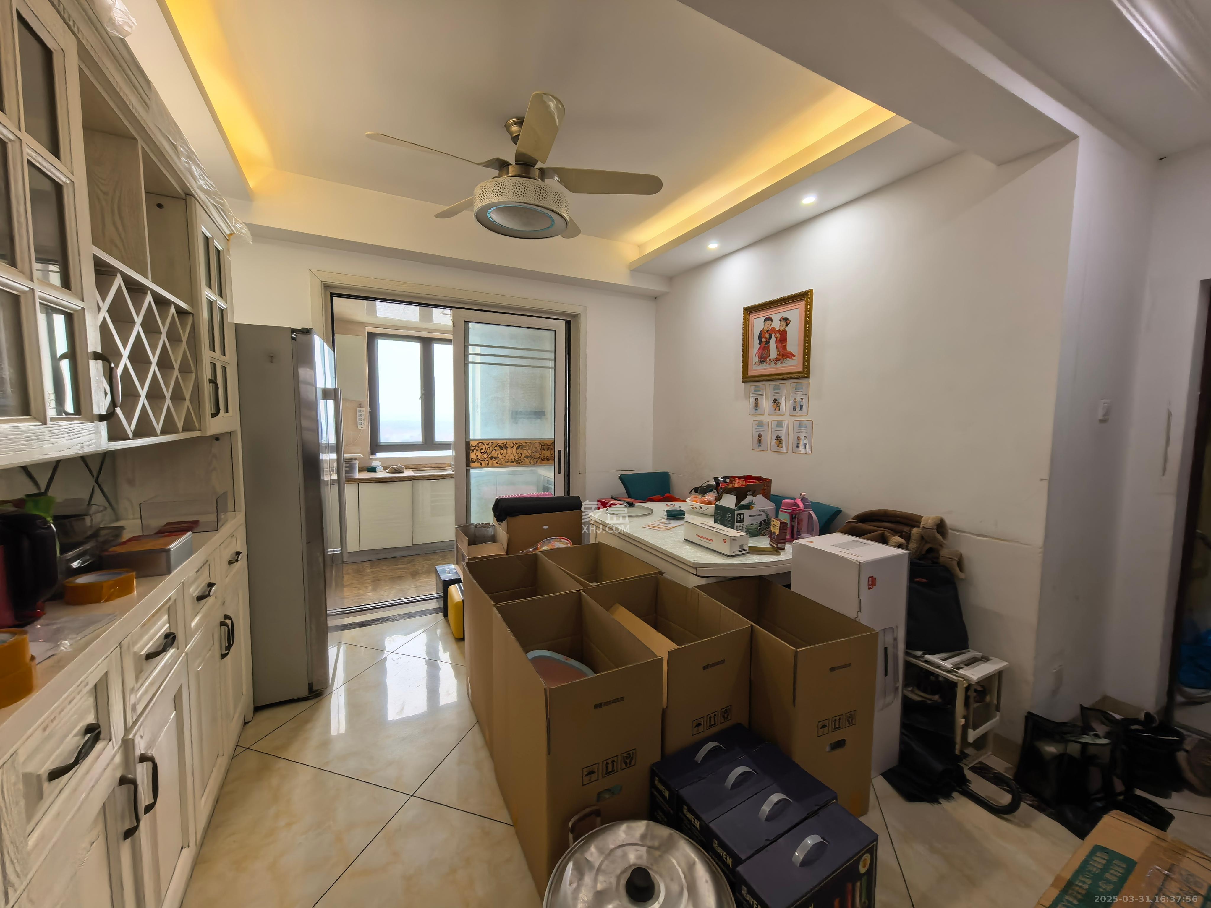 深业睿城 3室2厅2卫 3000.0元/月 深业睿城 3室2厅2卫 3000.0元/月室内图