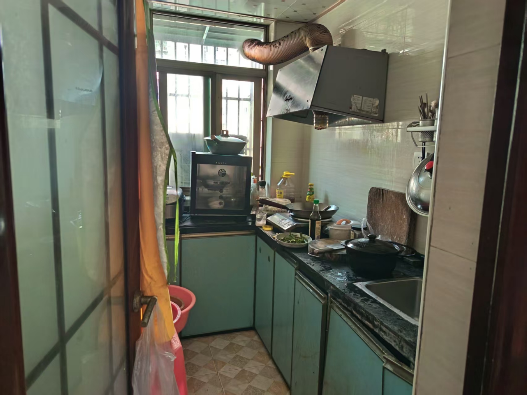 银湘公寓 2室2厅1卫 72.6万 银湘公寓 2室2厅1卫 72.6万厨房