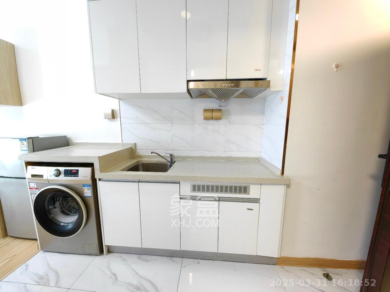 碧桂园城市之光  1室1厅1卫   1600.00元/月室内图