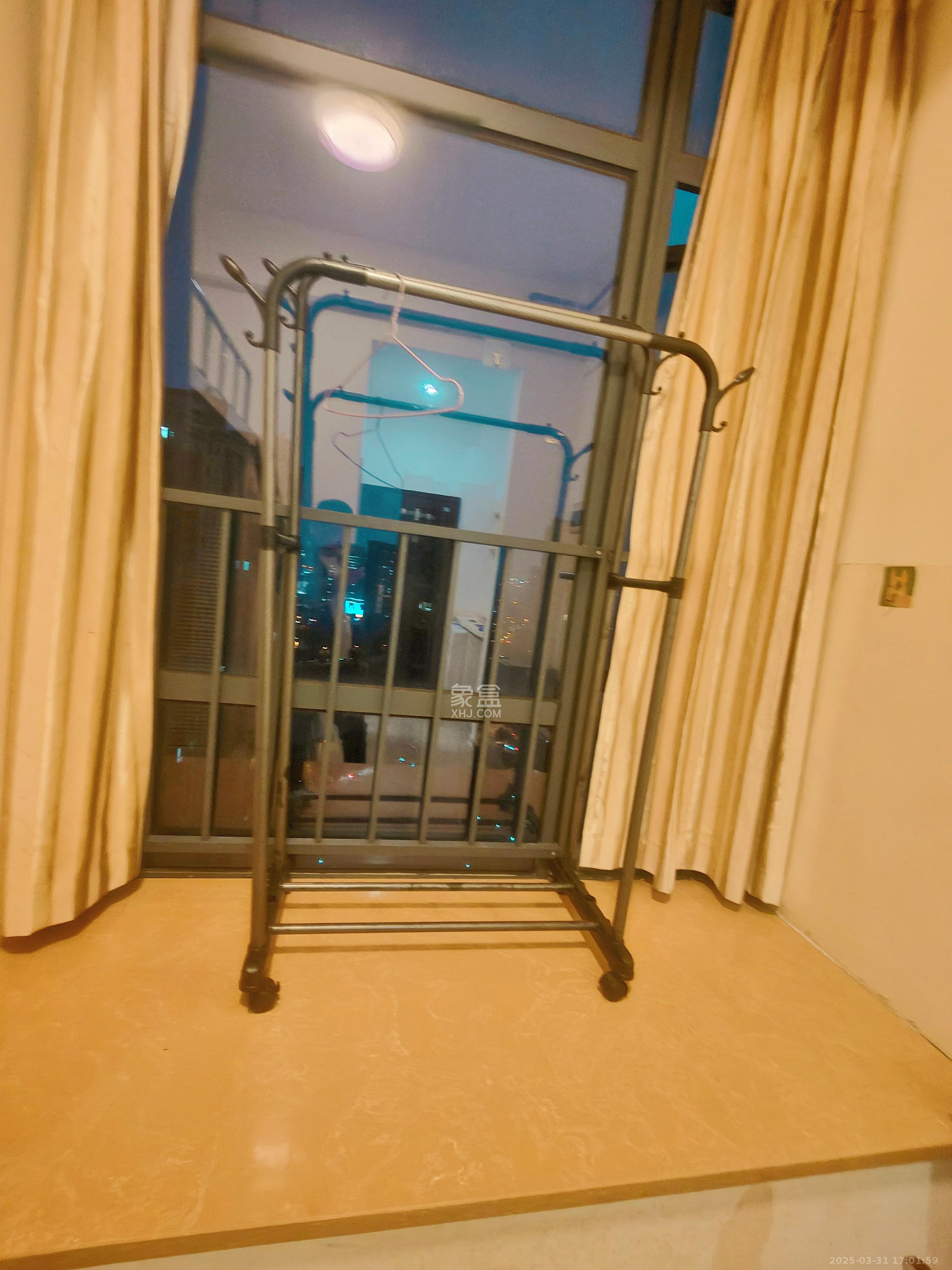 兰亭湾畔 1室1厅1卫 1000.0元/月 兰亭湾畔 1室1厅1卫 1000.0元/月室内图