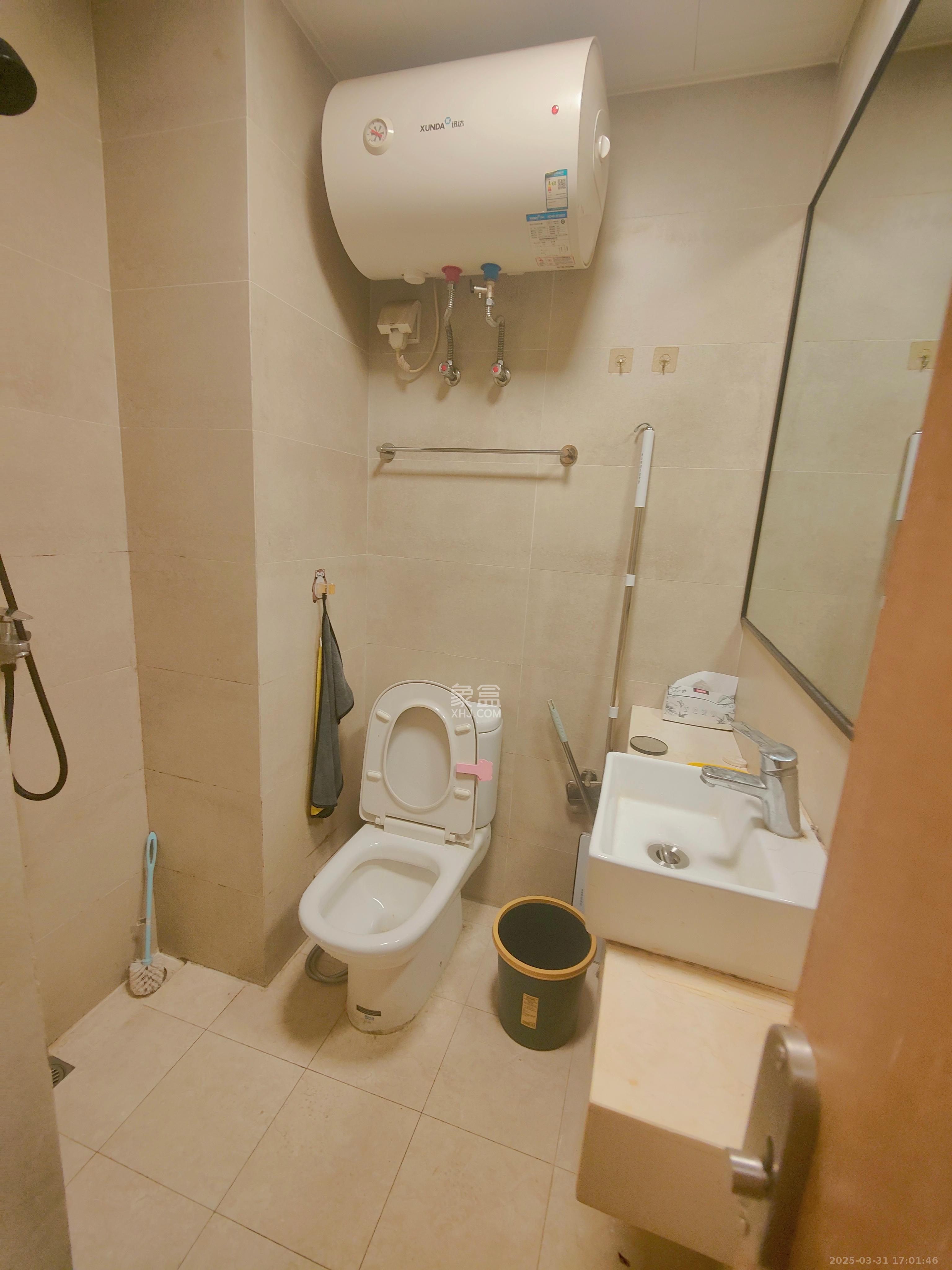 兰亭湾畔  1室1厅1卫    1000.0元/月室内图