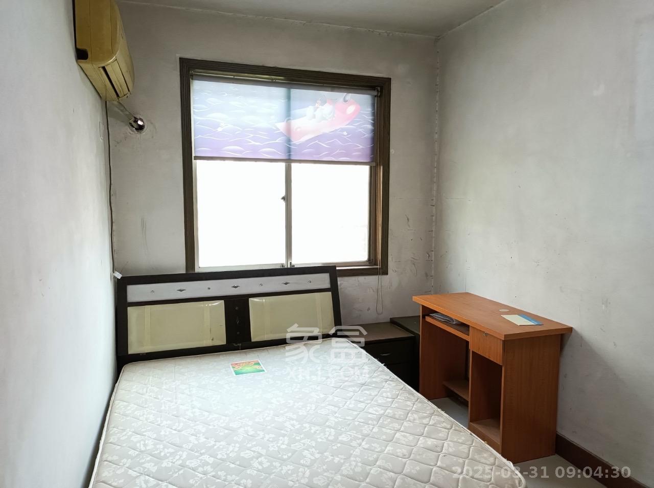 中南汽车世界  3室2厅1卫   1250.00元/月室内图