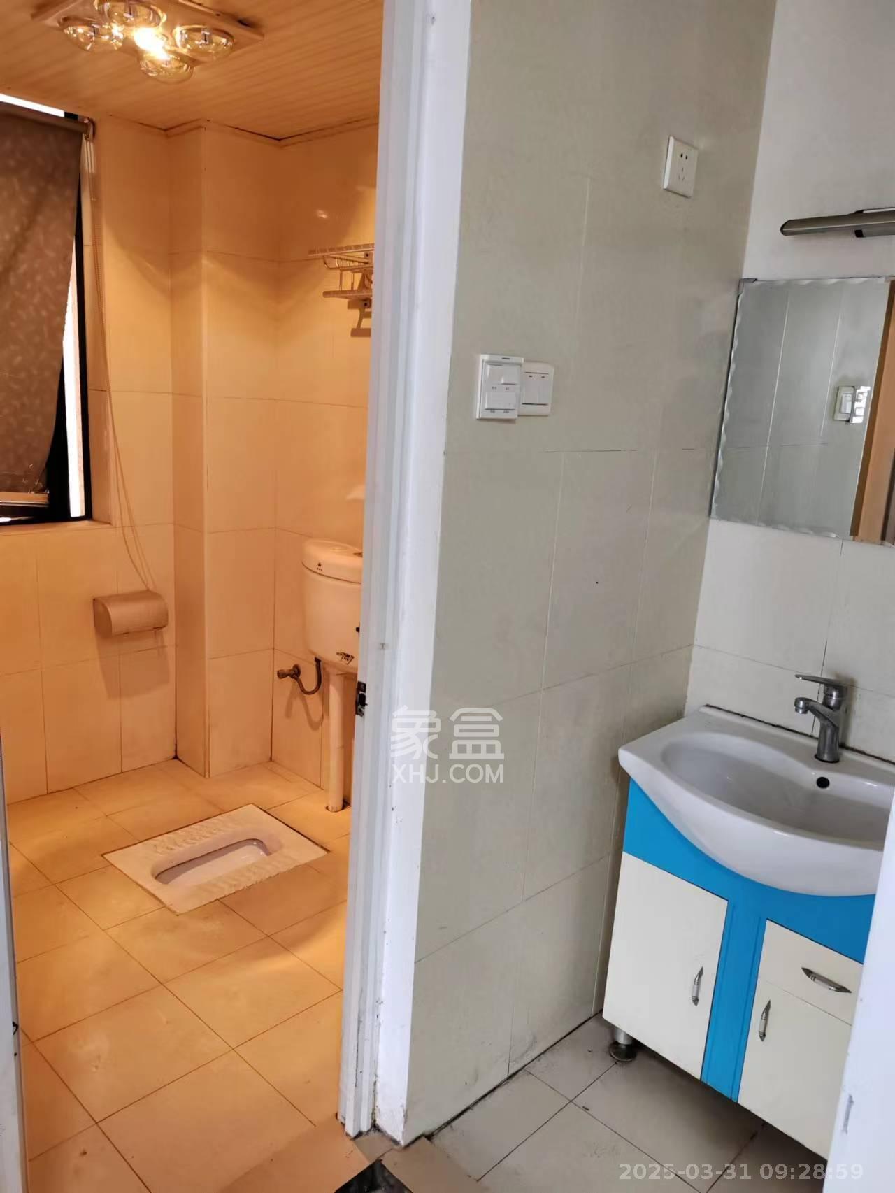 湘域城邦（湘域国际中心）  2室1厅1卫   3400.00元/月室内图