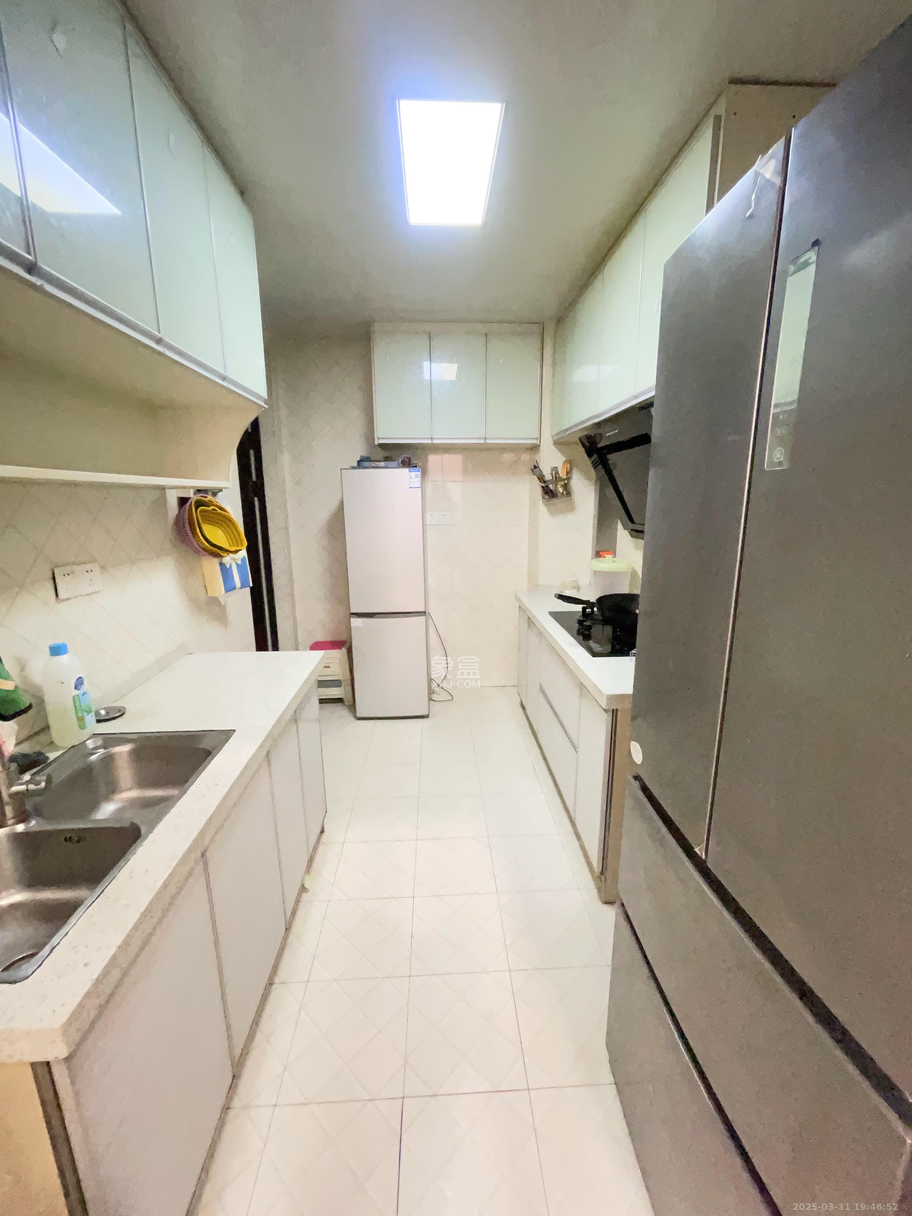 梅溪鑫苑名家 3室2厅1卫 2100.0元/月 梅溪鑫苑名家 3室2厅1卫 2100.0元/月室内图