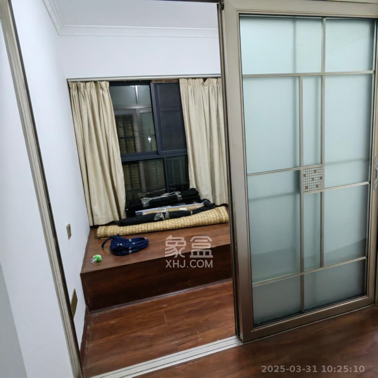 卢浮原著 3室2厅1卫 1800.0元/月 卢浮原著 3室2厅1卫 1800.0元/月室内图