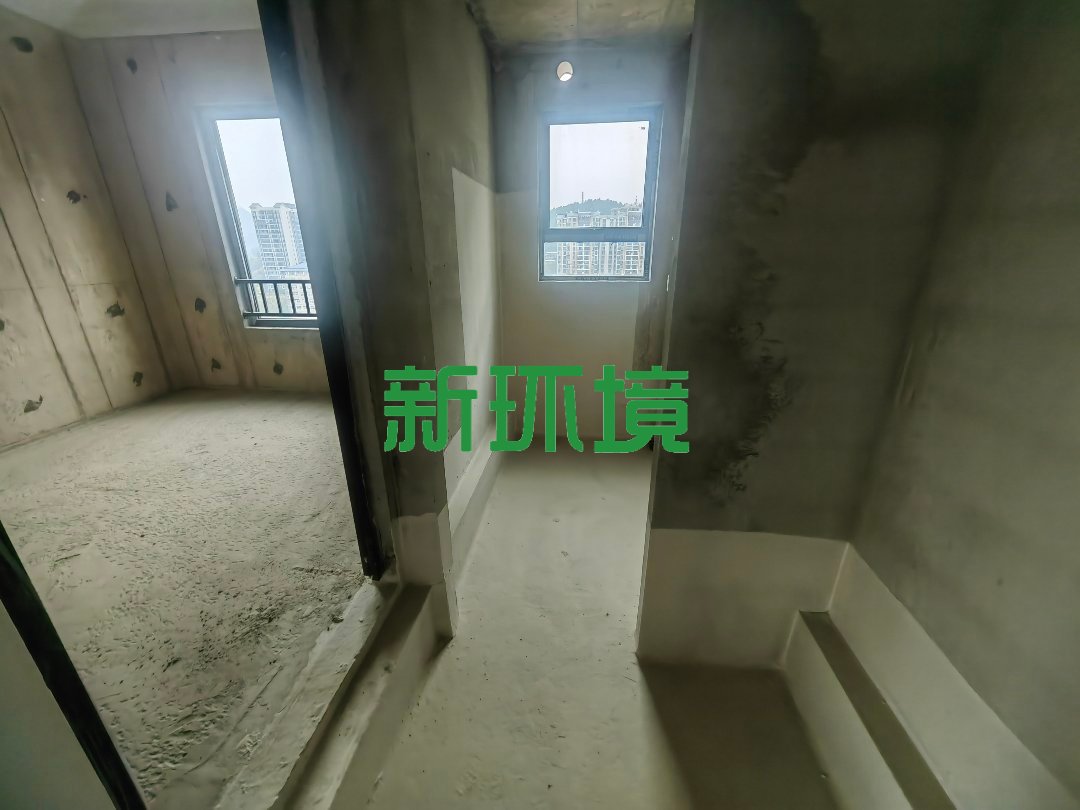 荣盛花语书院  3室2厅2卫   65.80万客厅